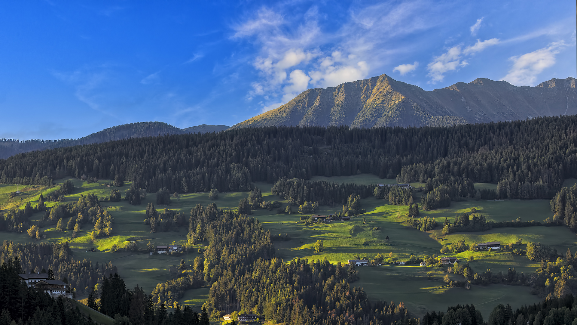 valle di Braies mattina