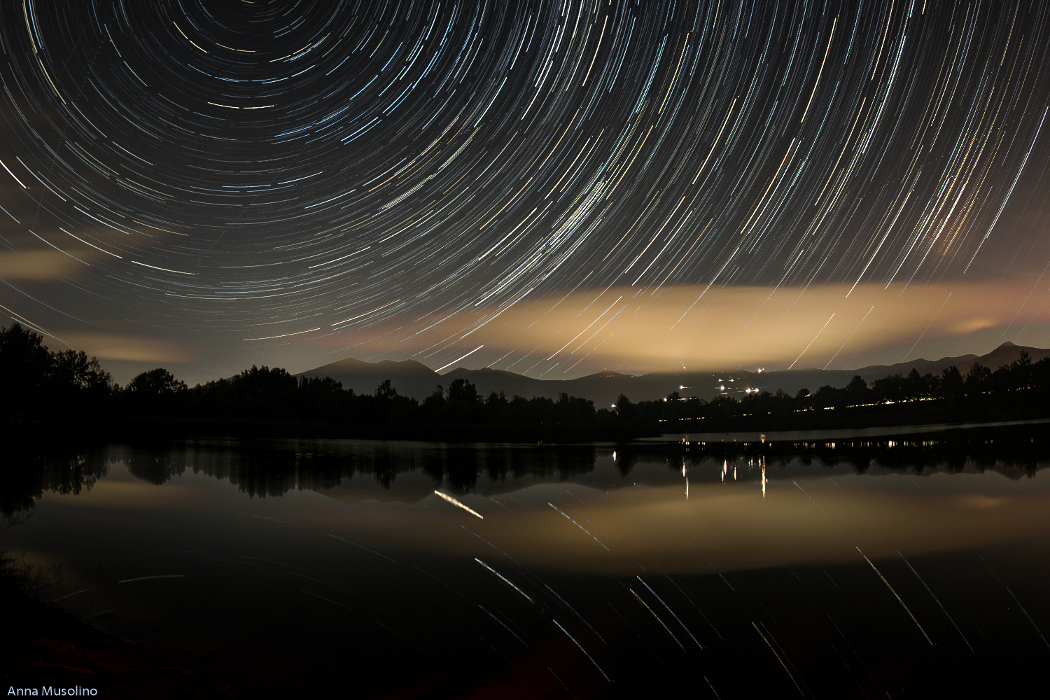 Startrail sui laghetti di Campo (Pisa)