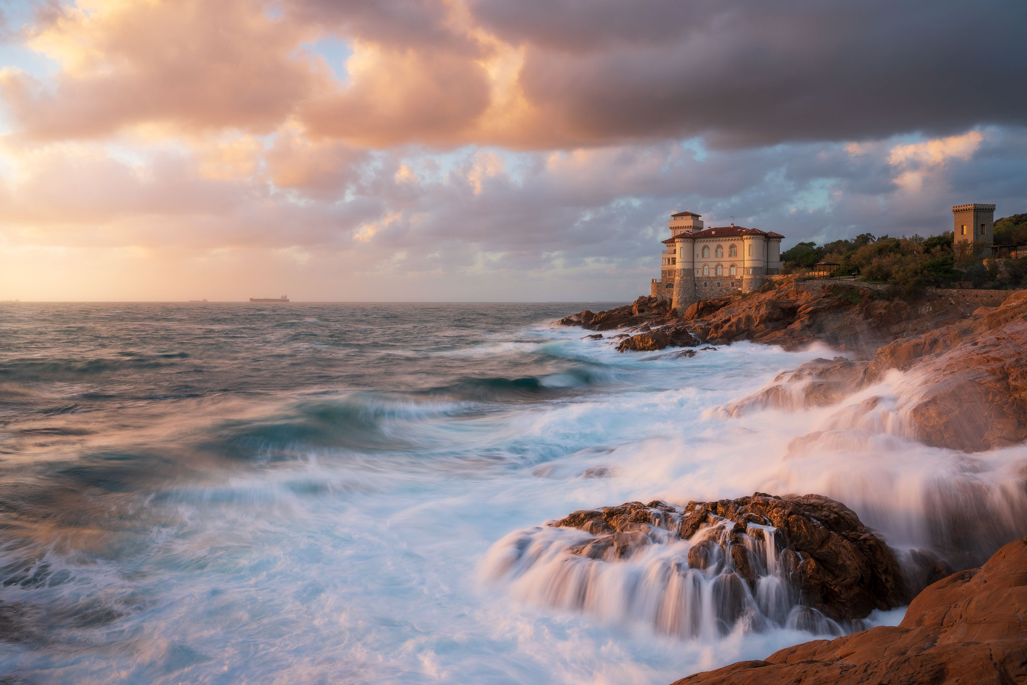 Sea storm