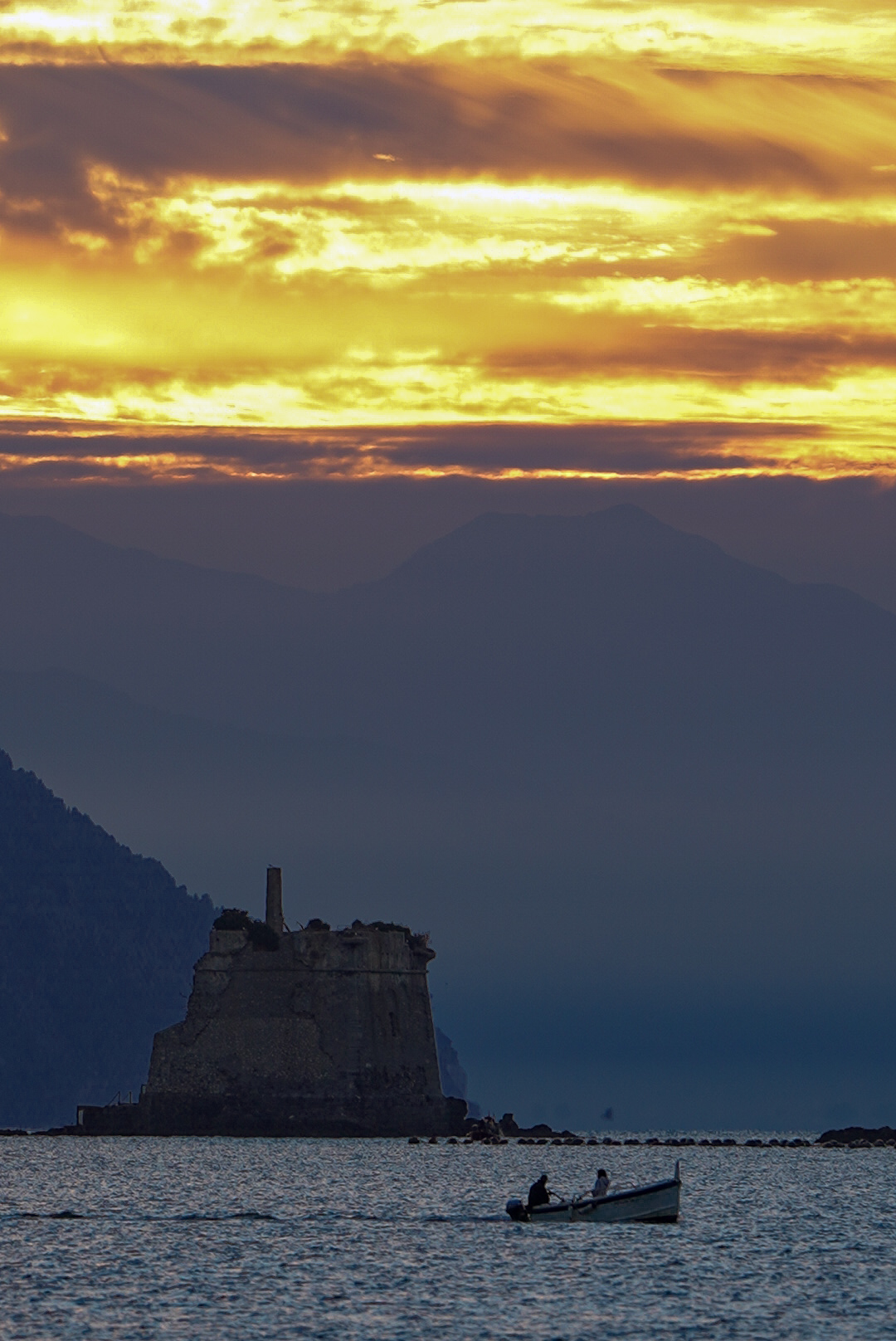The first lights la Spezia