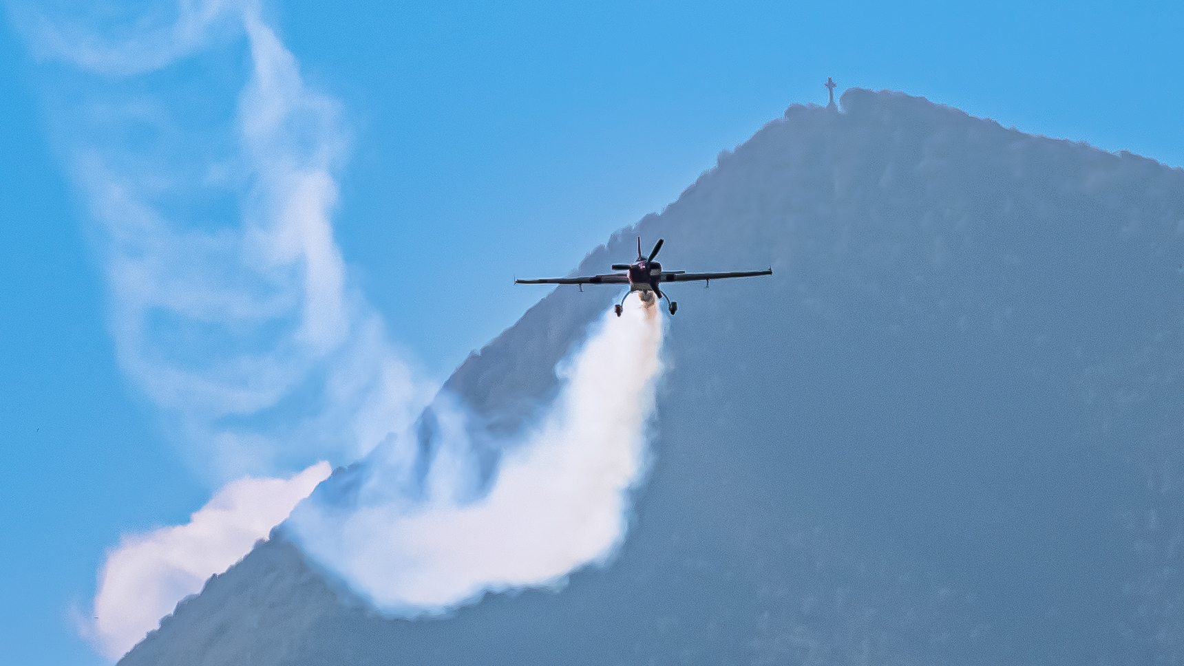 The cross of the mousinè