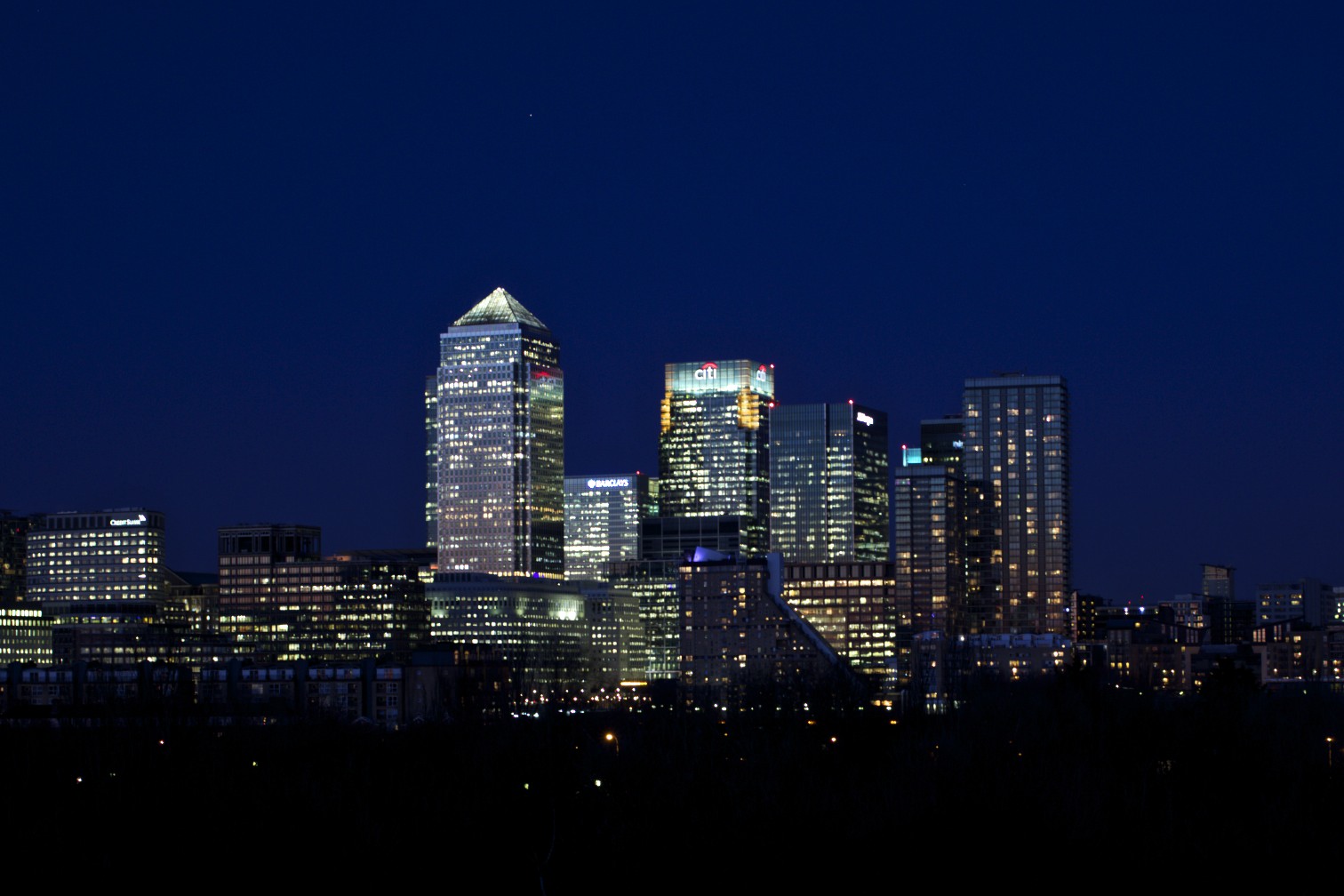 Canary wharf by night