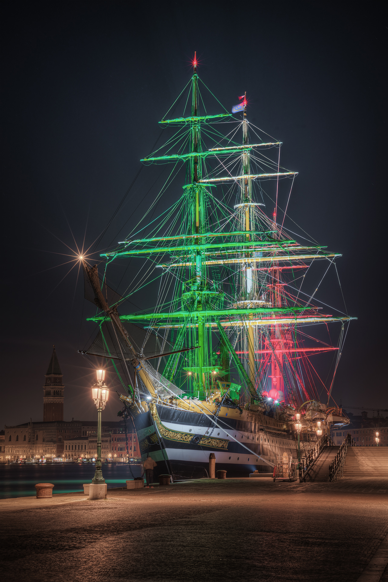 The Queen of the Sea in the scenery that best suits her