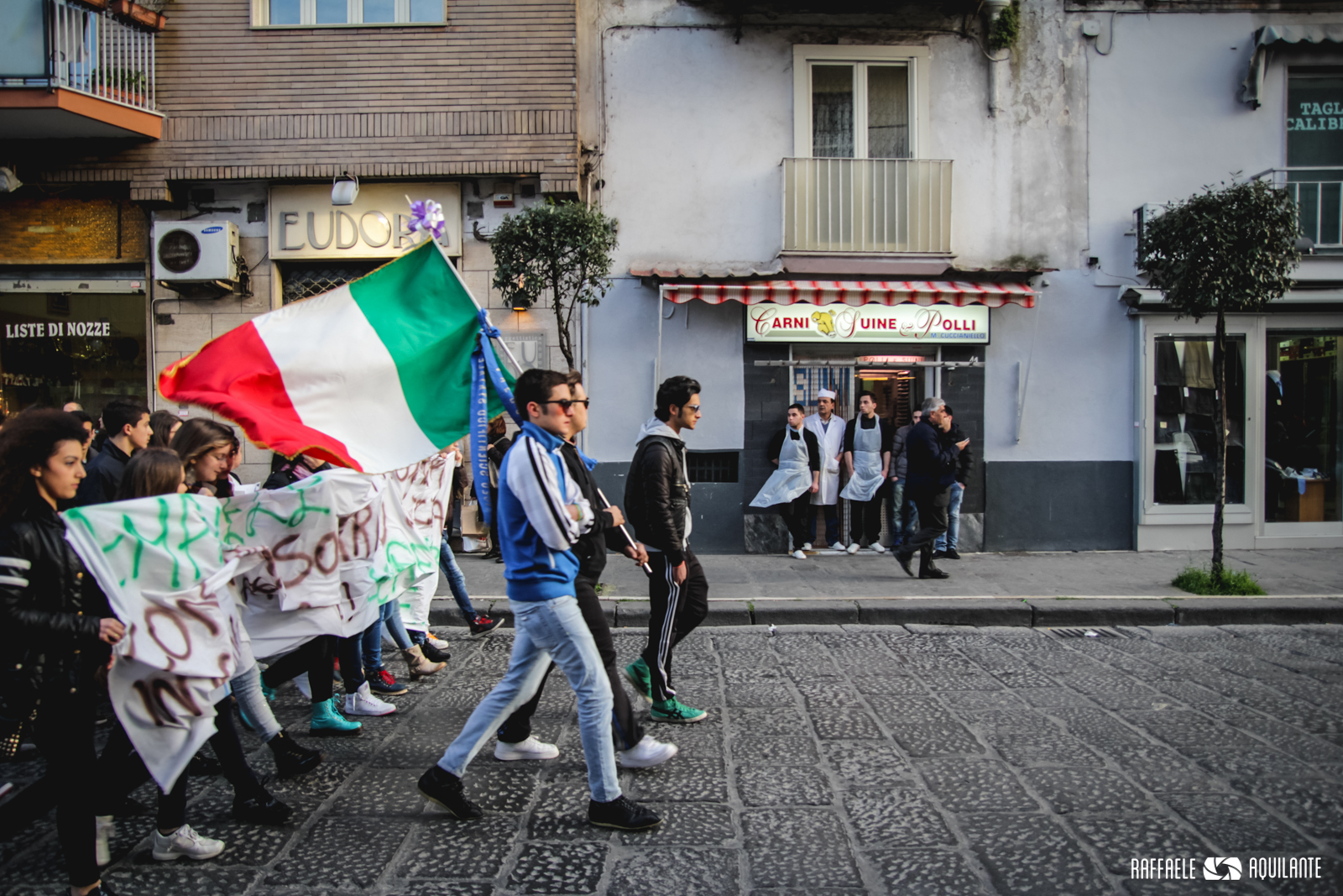 Italianate procession.