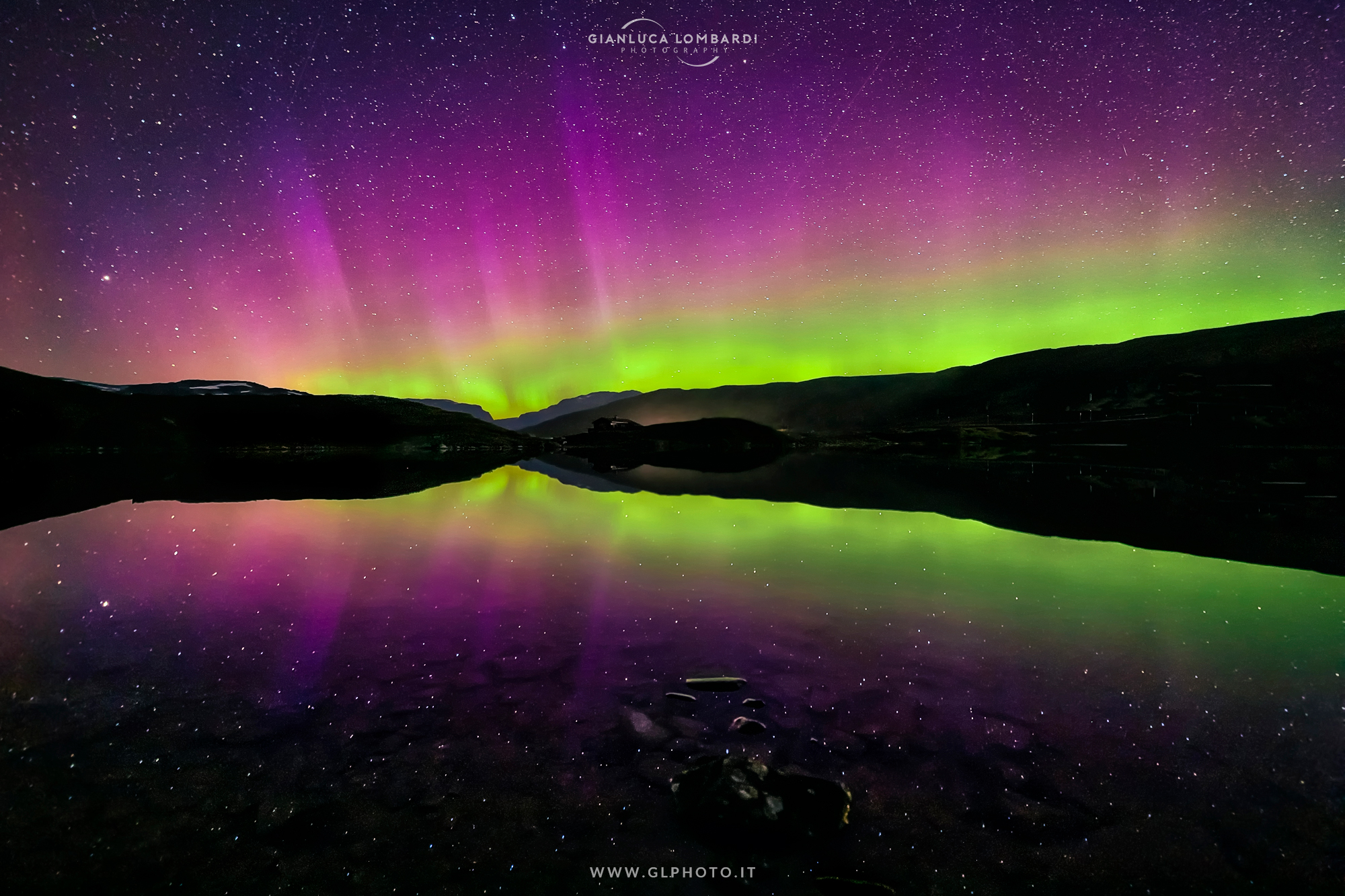Cascades of light and stars