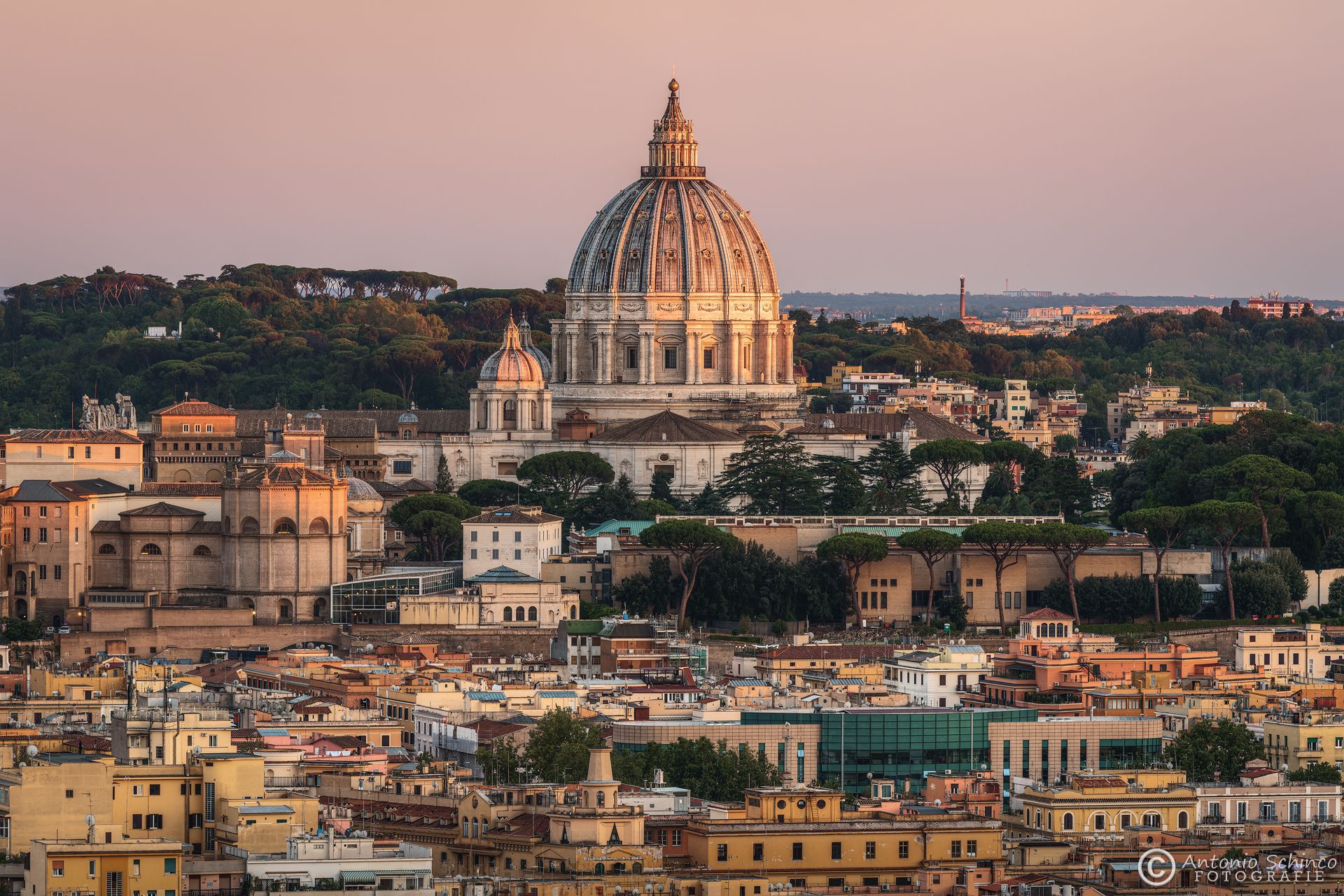 Skyline Dal "Primo Meridiano D'Italia" In Mont...