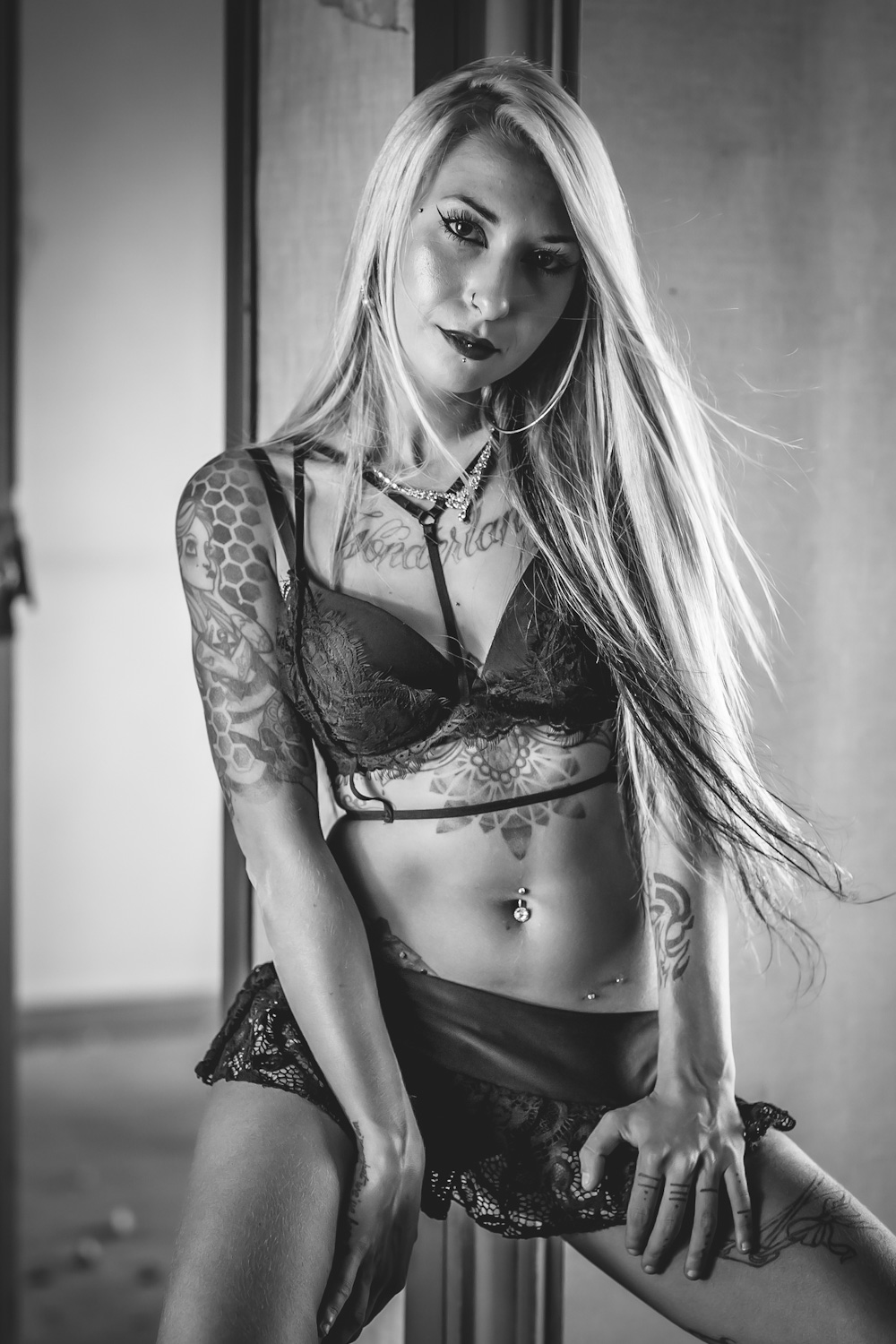Al