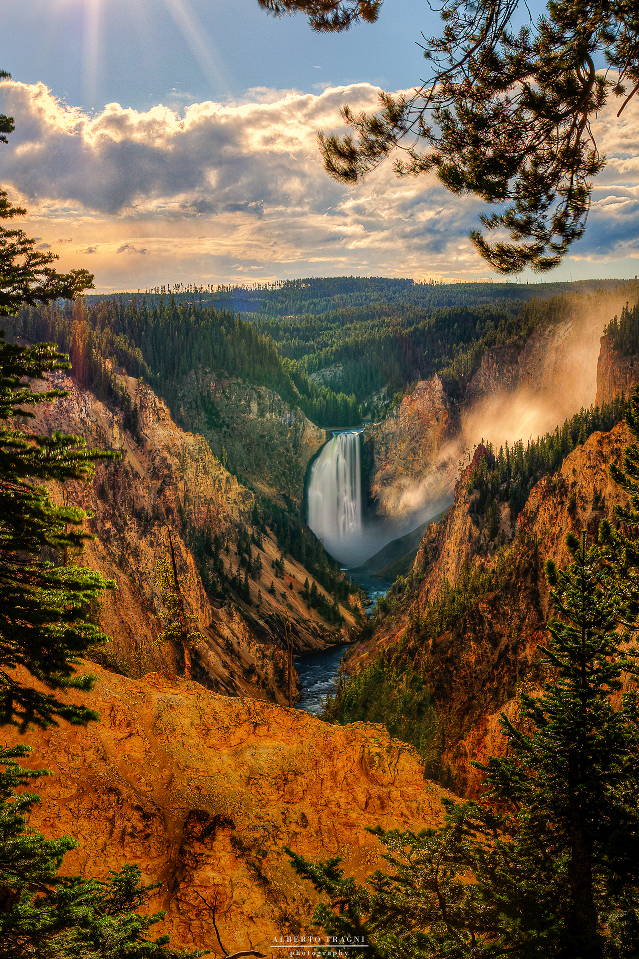 Lower Falls, Yellowstone. By inspiration Point