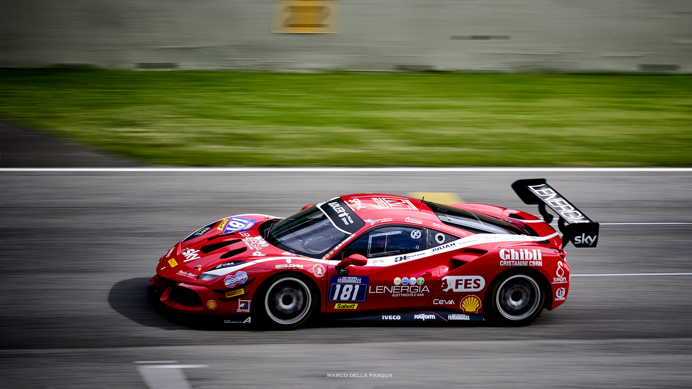 Ferrari challenge 2022 1