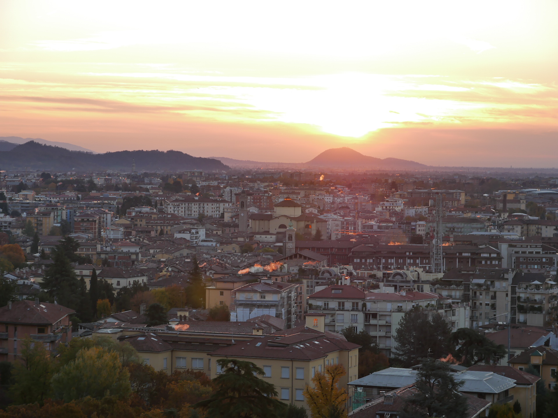 View of the lower town (bg)