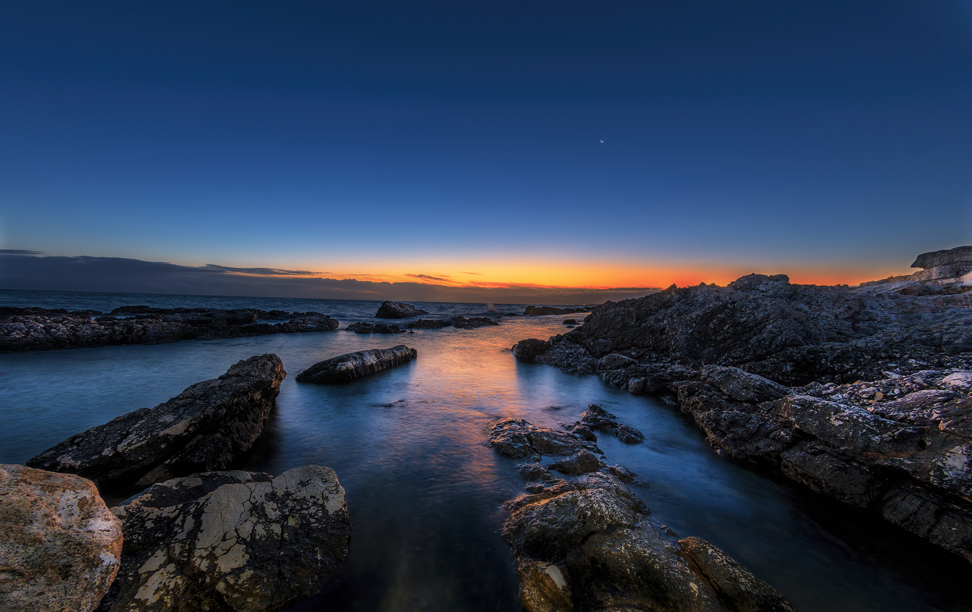il mare e l'alba
