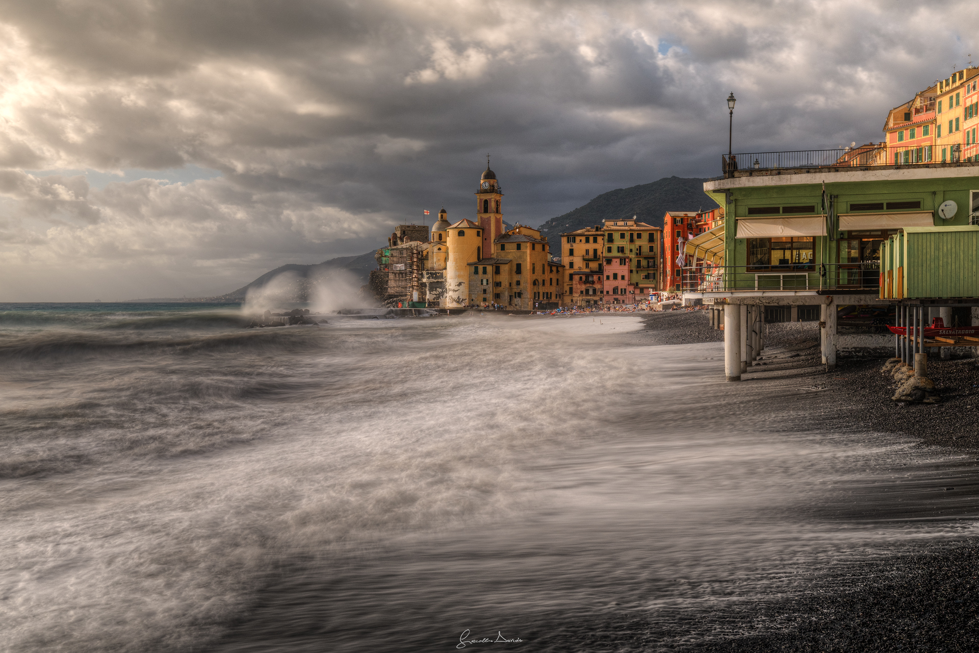 Mareggiata a Camogli