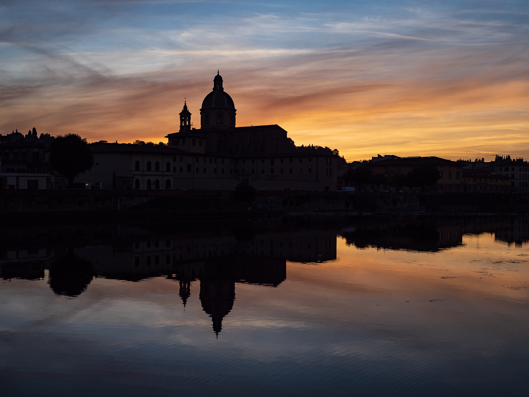 Lungarno by night