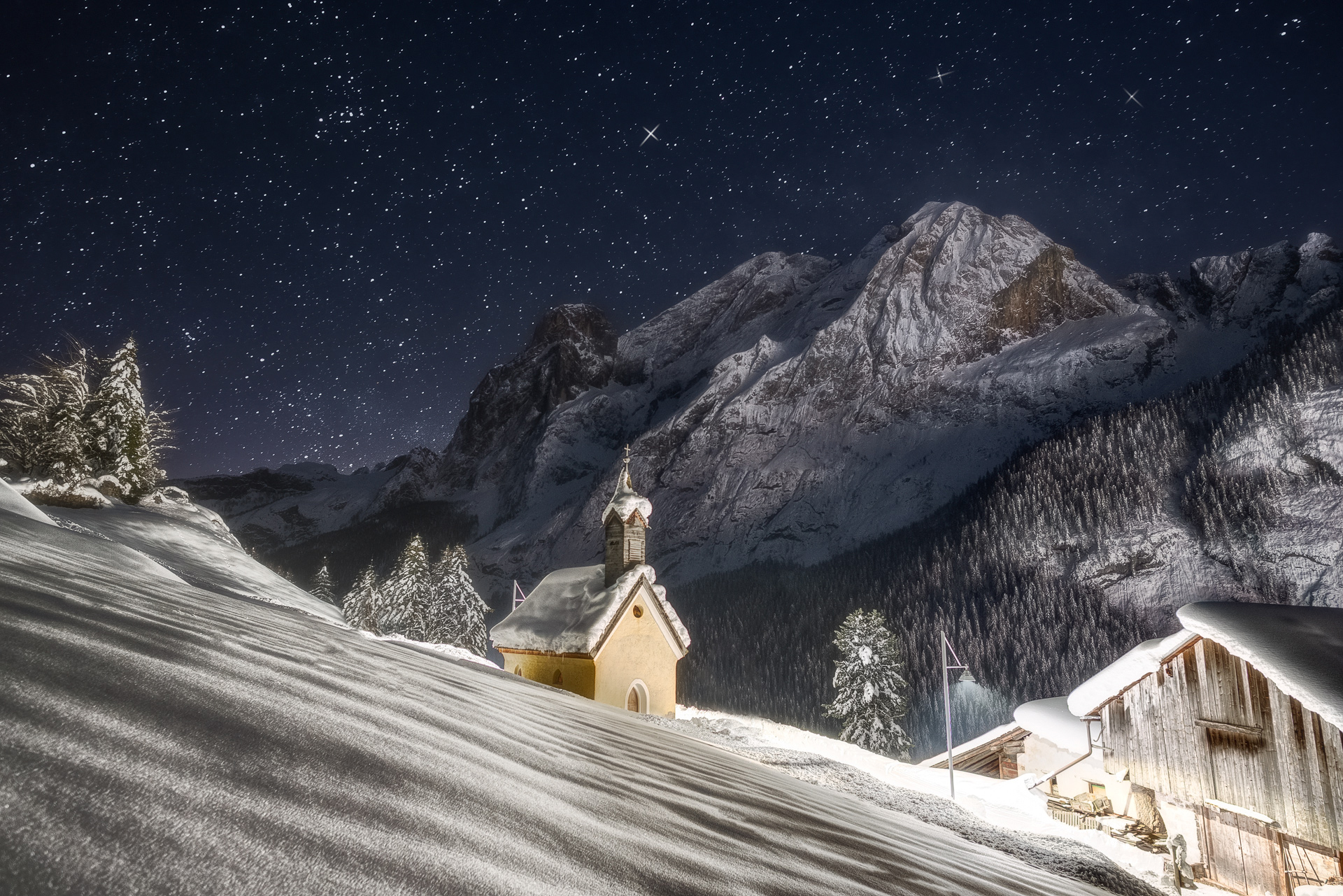 Buon Natale e Felice Anno nuovo a tutti.