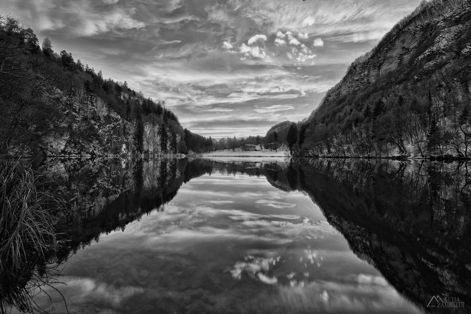 Mirror Black and White