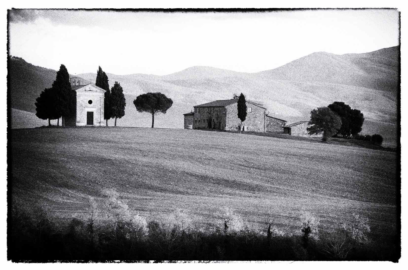 TUSCANY CHURCH 1