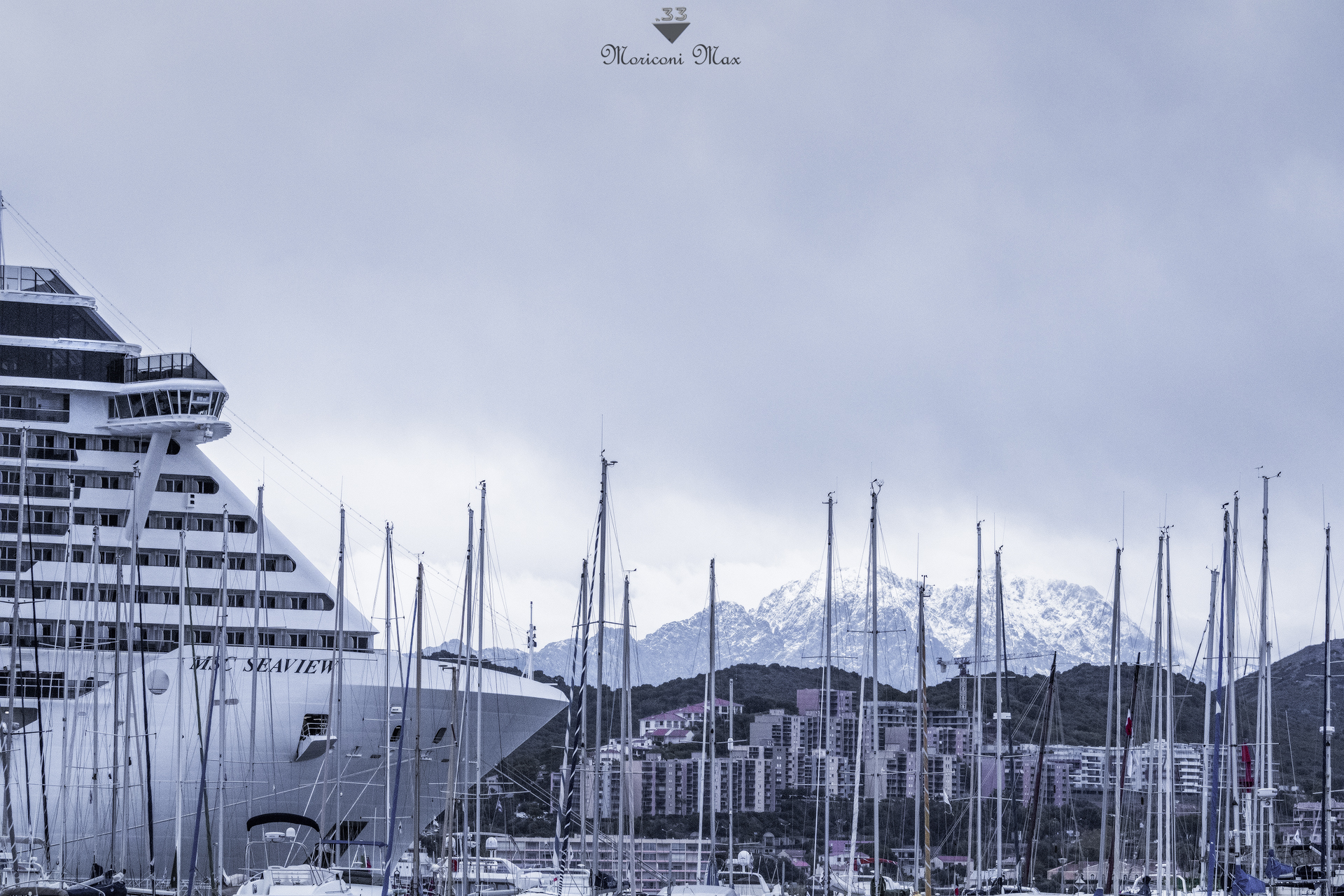 MSC Seaview in porto