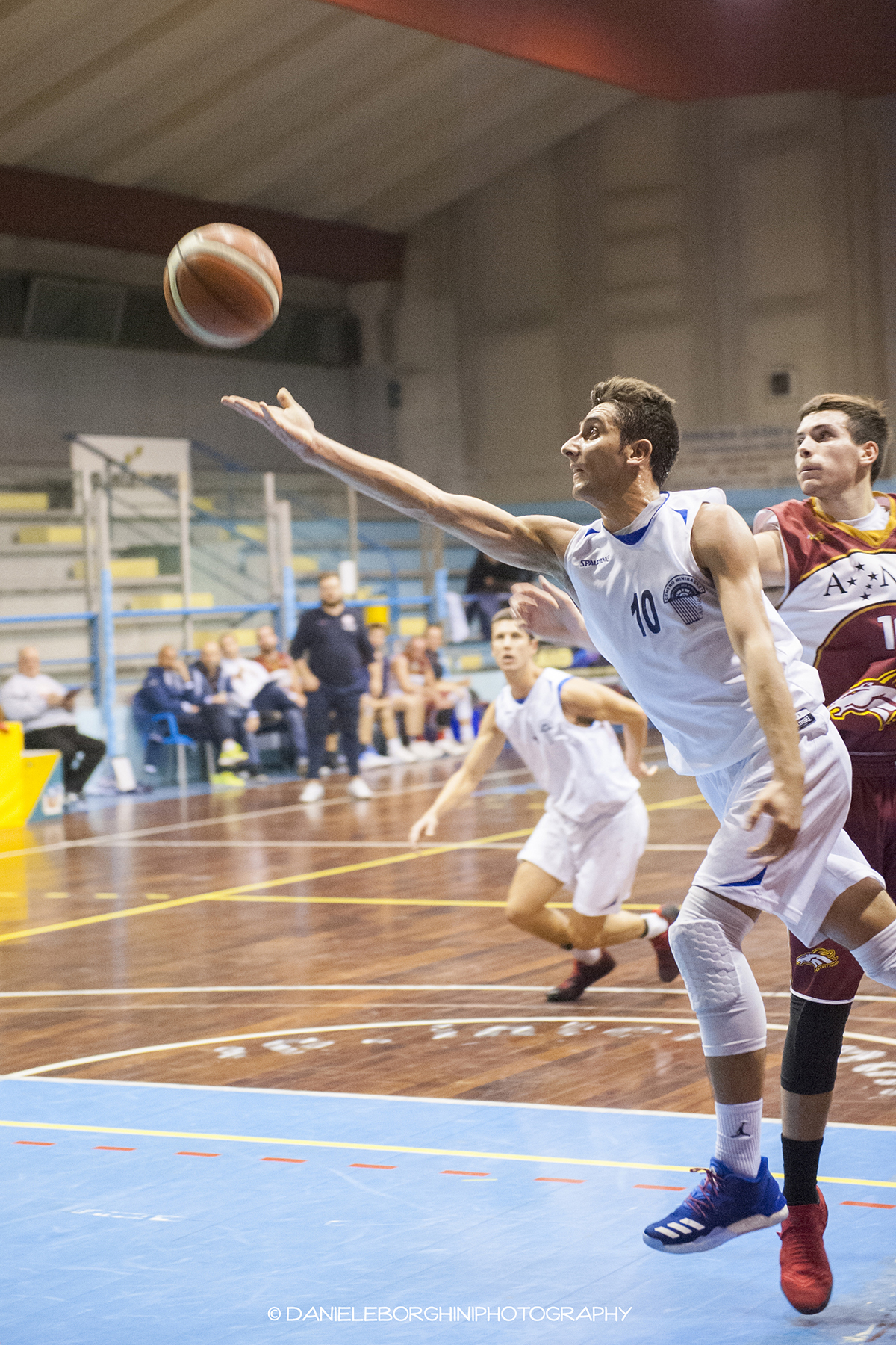 Il sottomano è servito