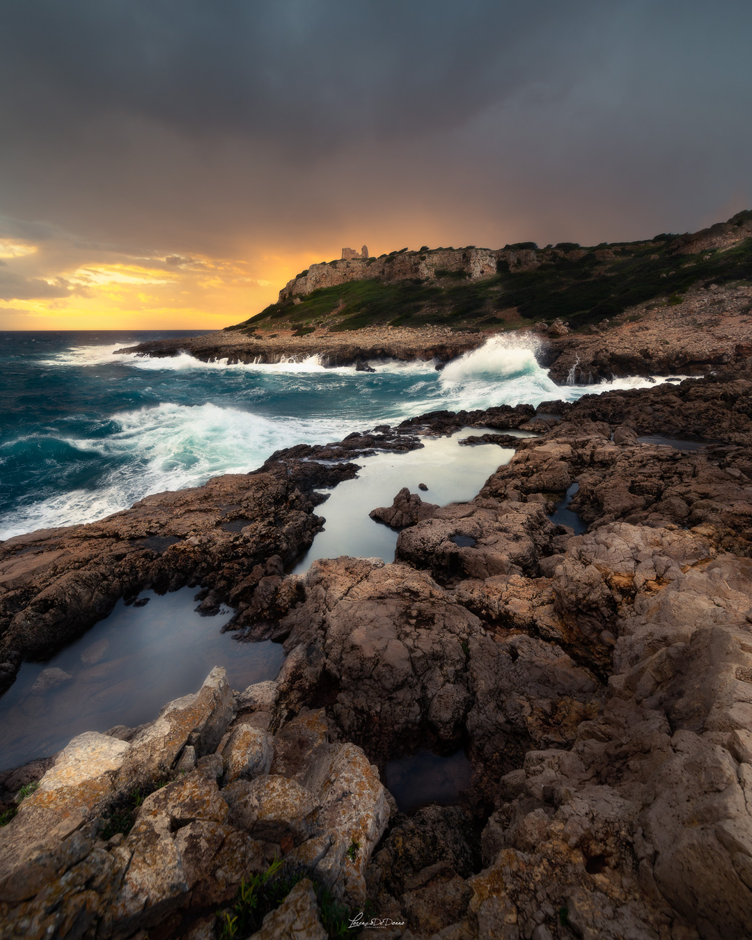 Torre Uluzzo in tempesta