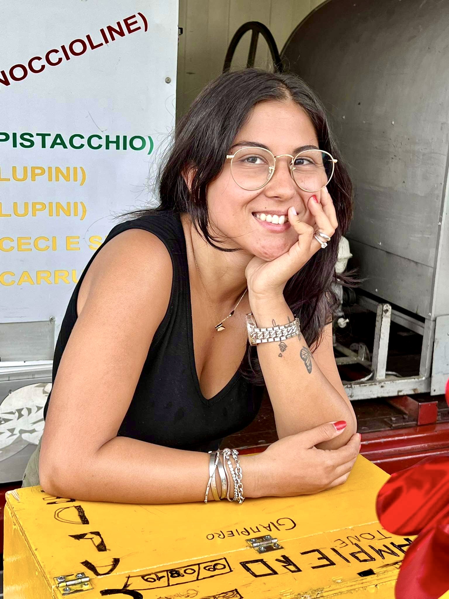 Alessia la venditrice di noccioline!