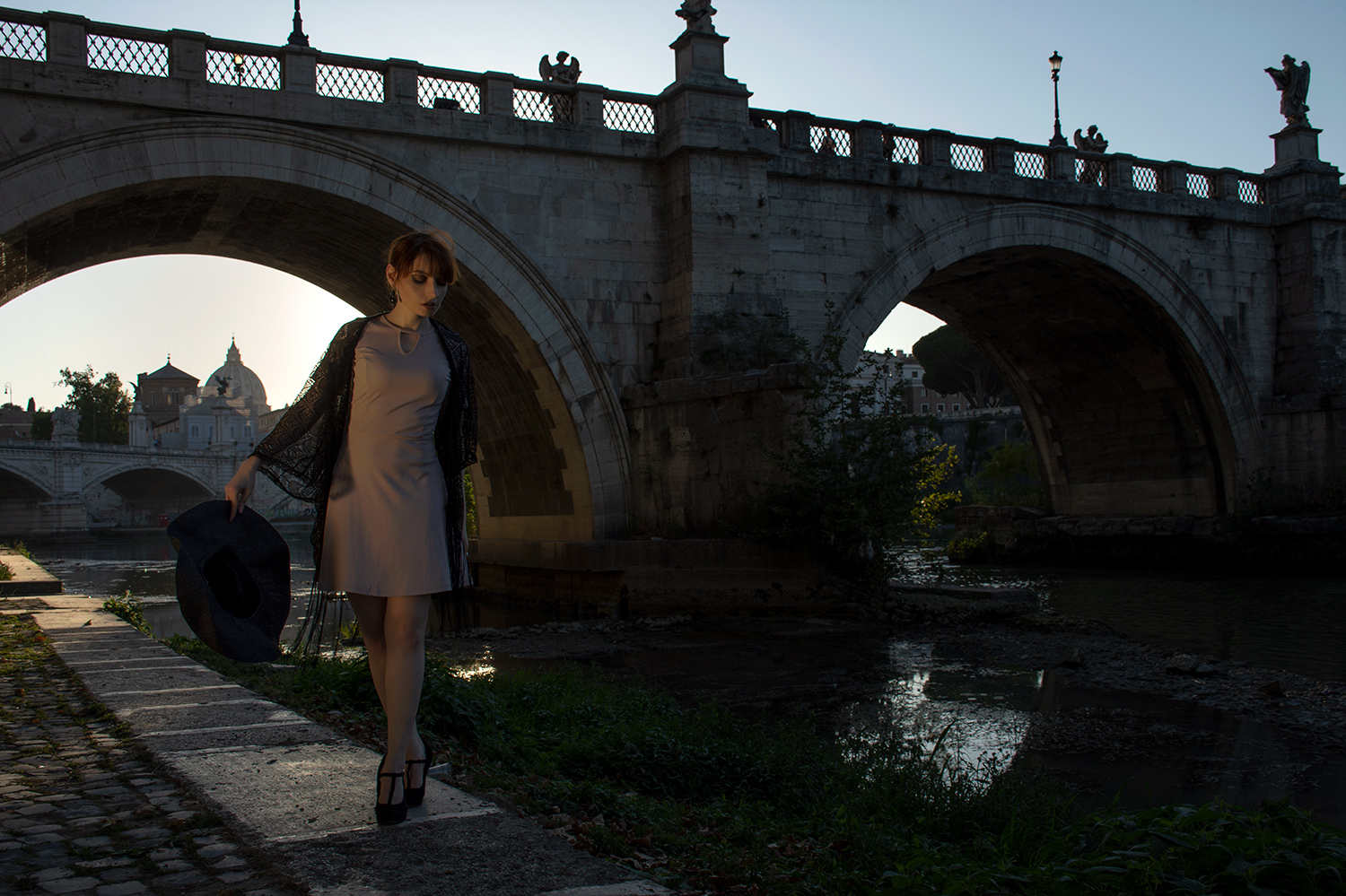 Between light and shadow