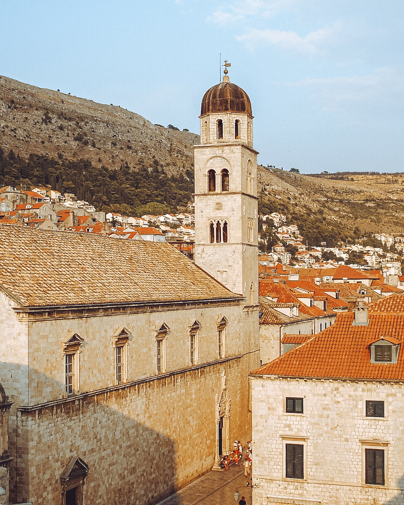 Franjevački samostan i crkva