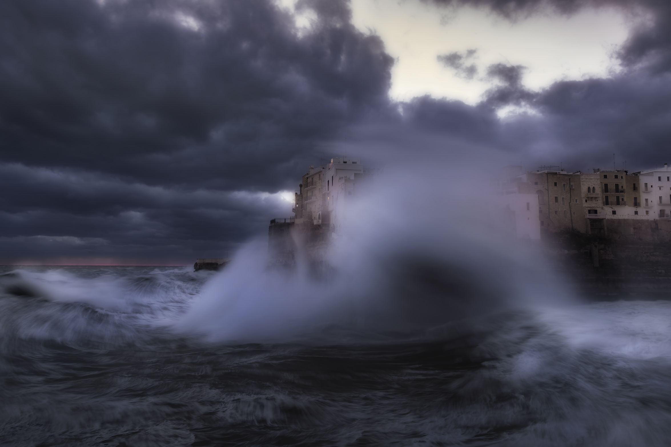 il mare e l'alba