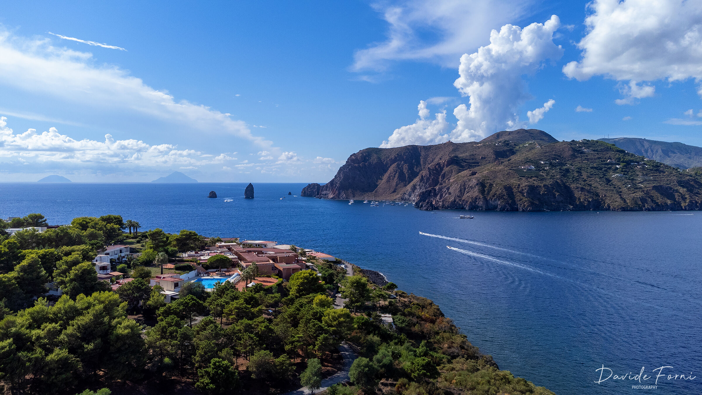 Dall'Isola di Vulcano verso l'Isola di Lipari
