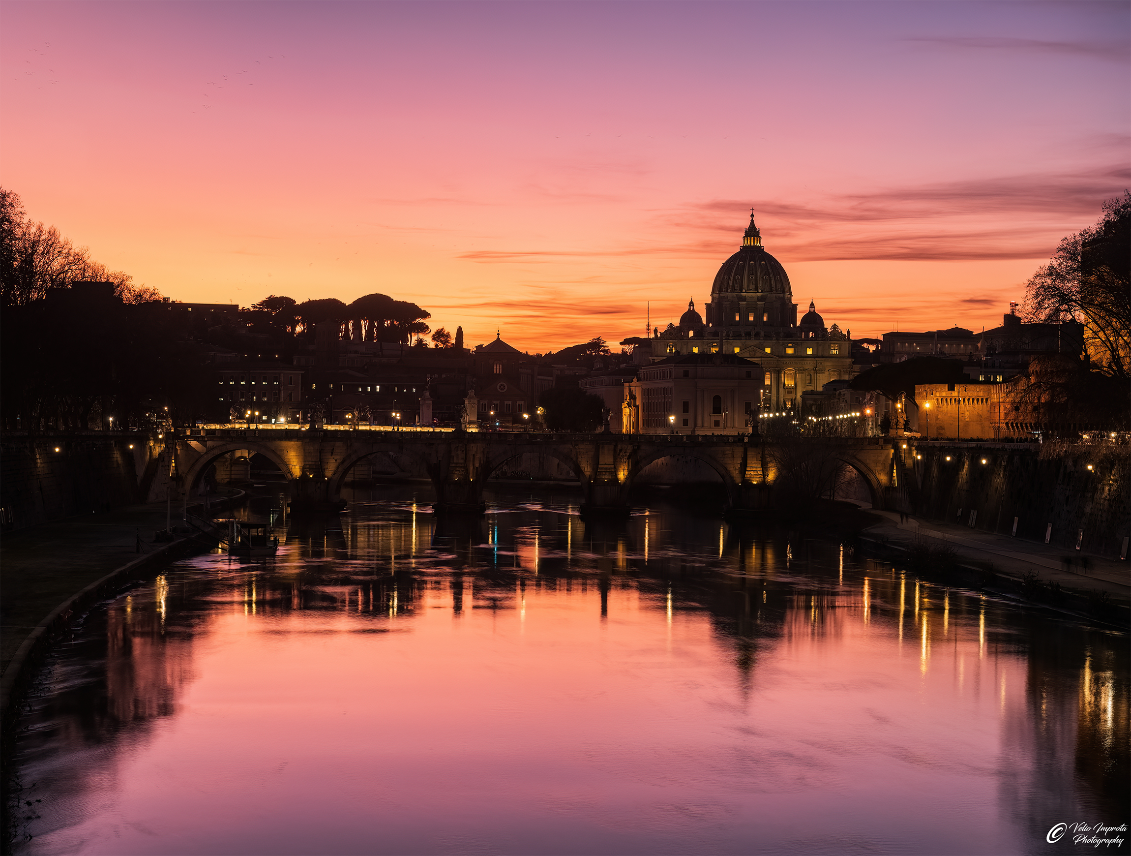 San Pietro al tramonto