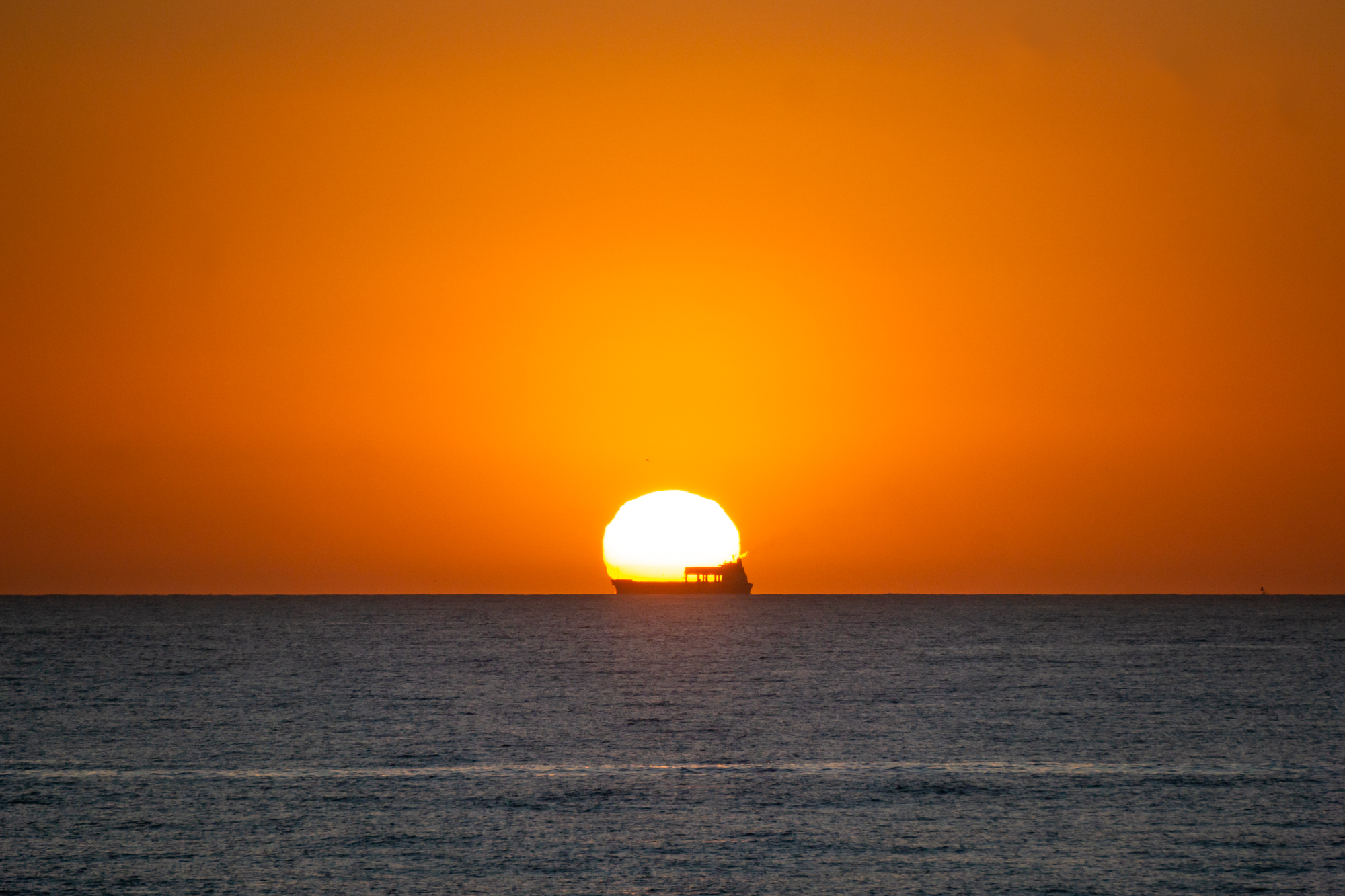 Yesterday a ship tried to take away the sun