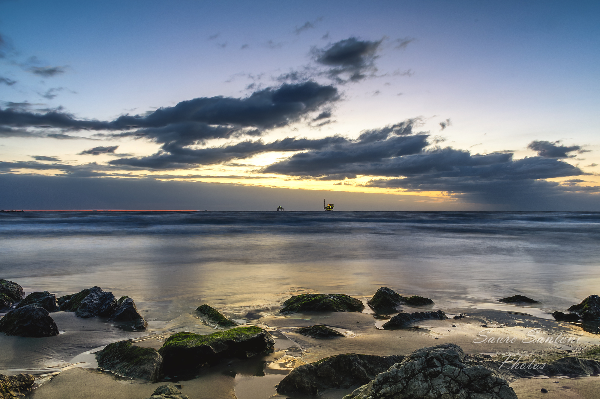 Sunrise at the Lido ..... 3