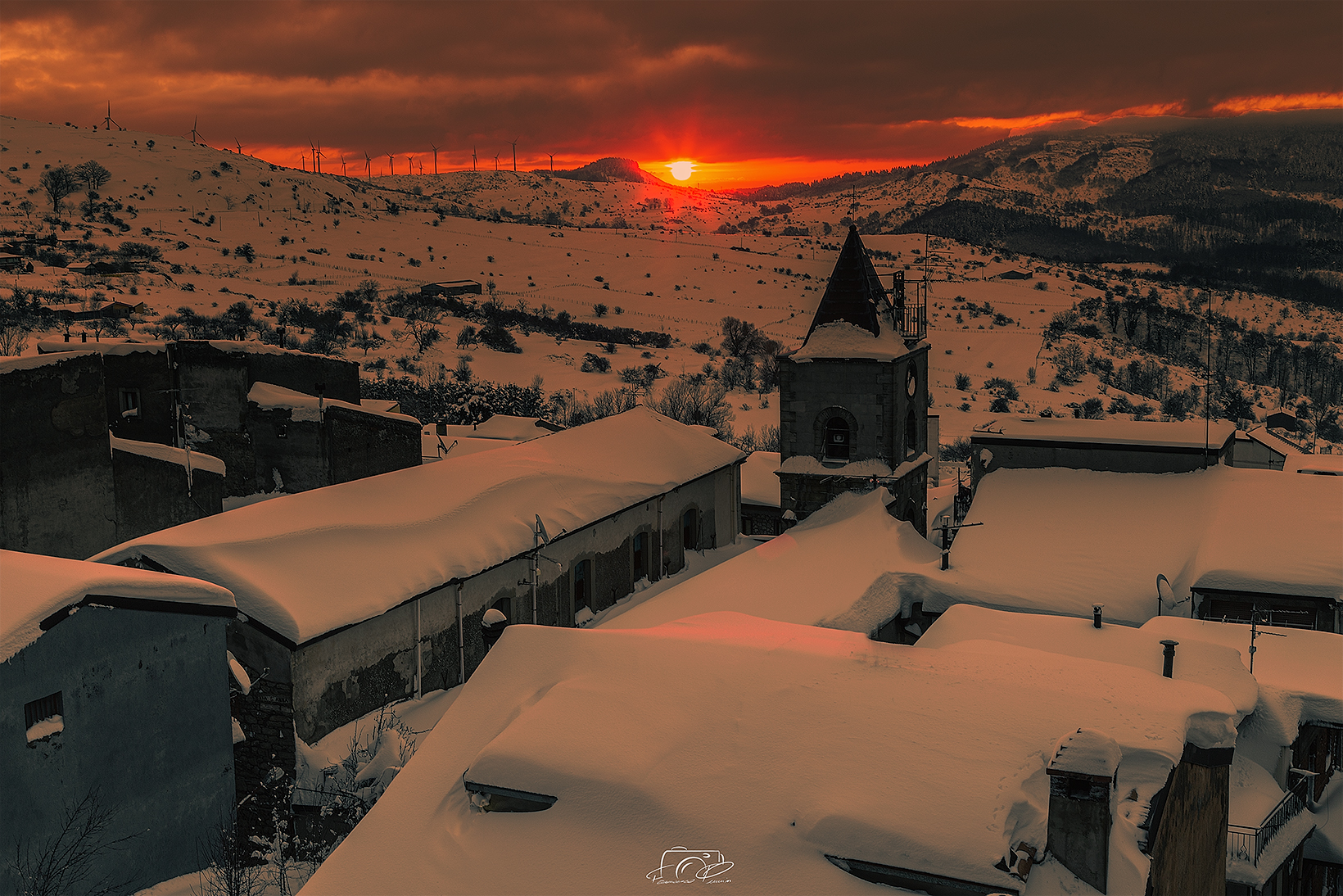 Floresta innevata Inverno 2023