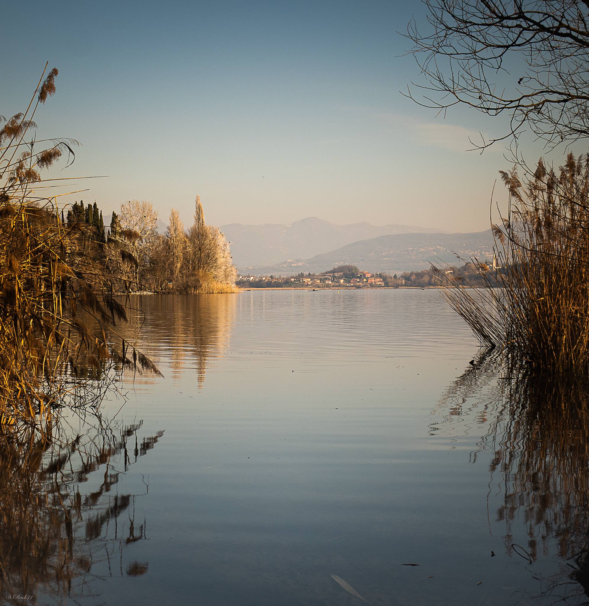 Lake Pusiano