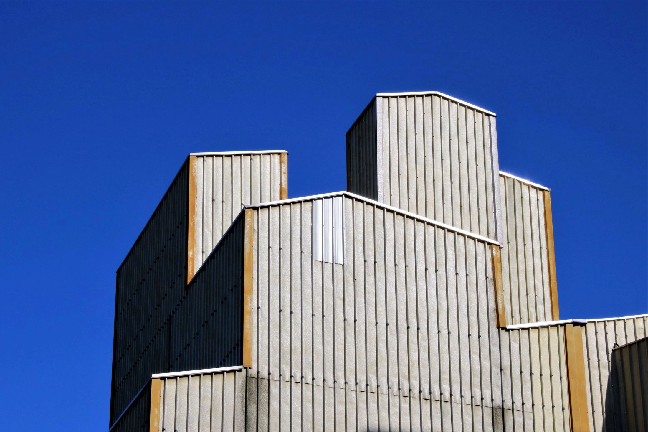 Il cielo sopra le Reggiane II