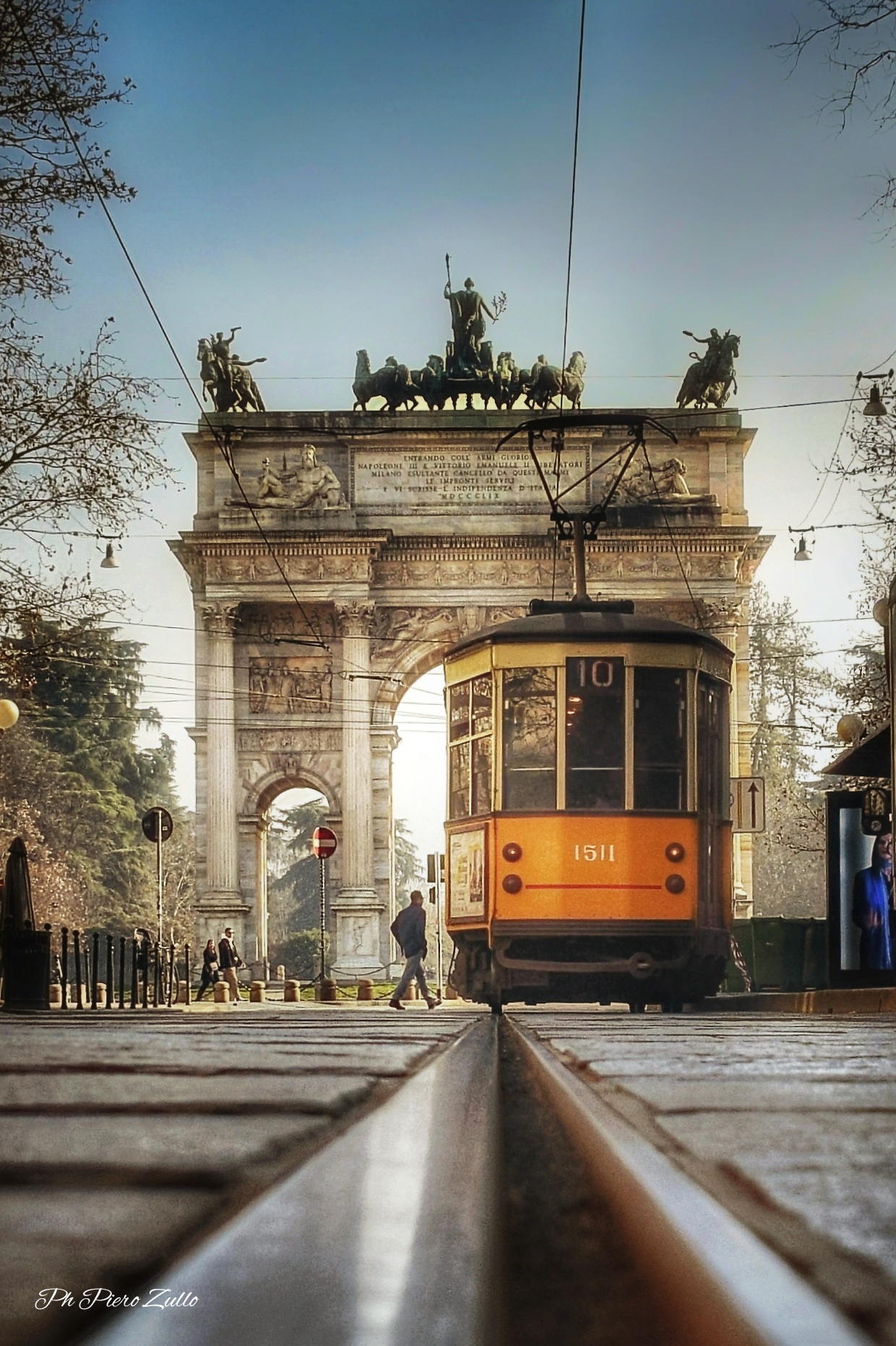 "Tachess at the tram"