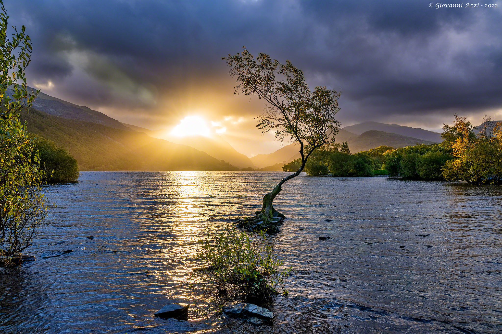 Luce sul lago Pardan