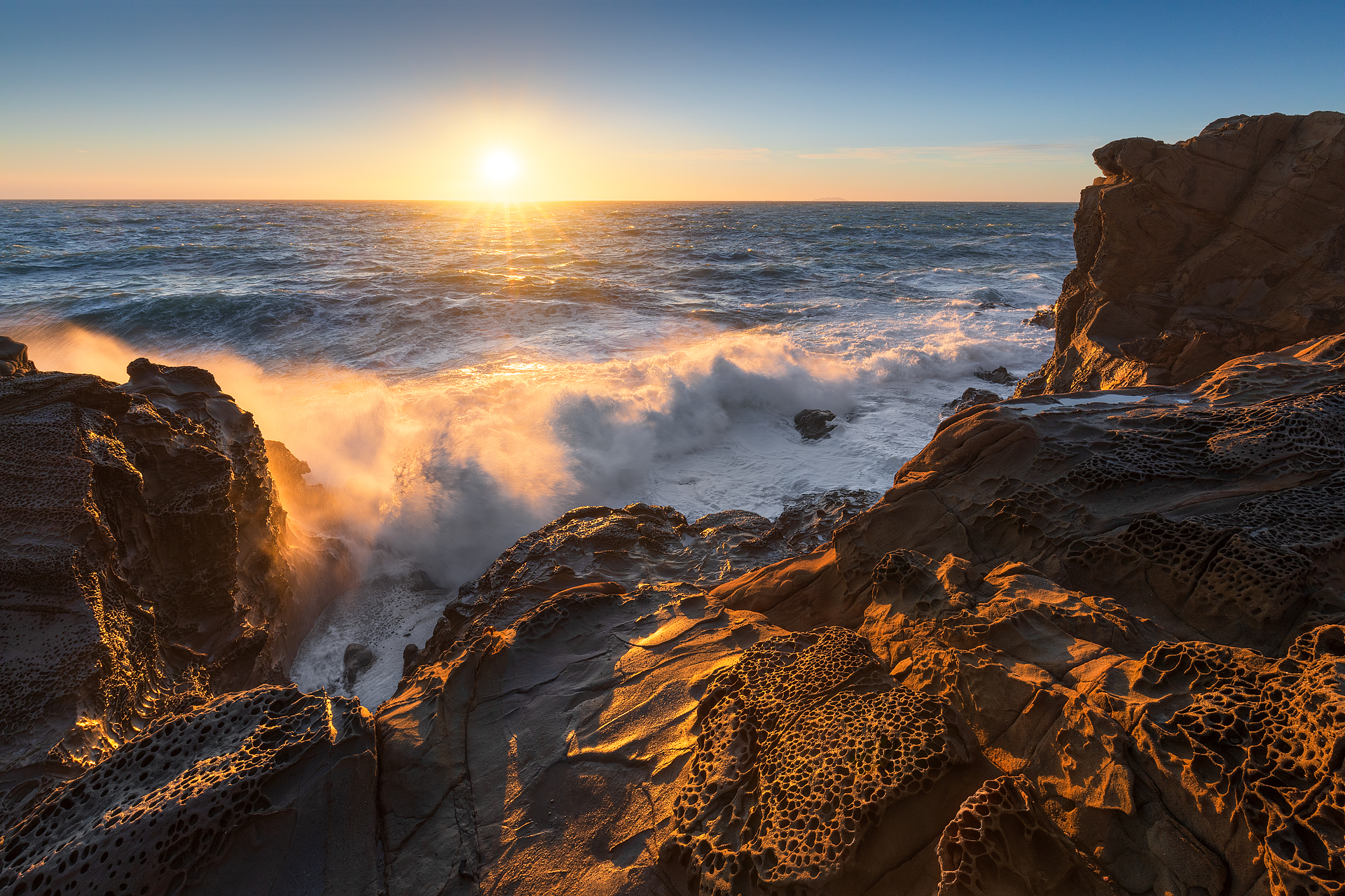 Mareggiata sugli Scogli