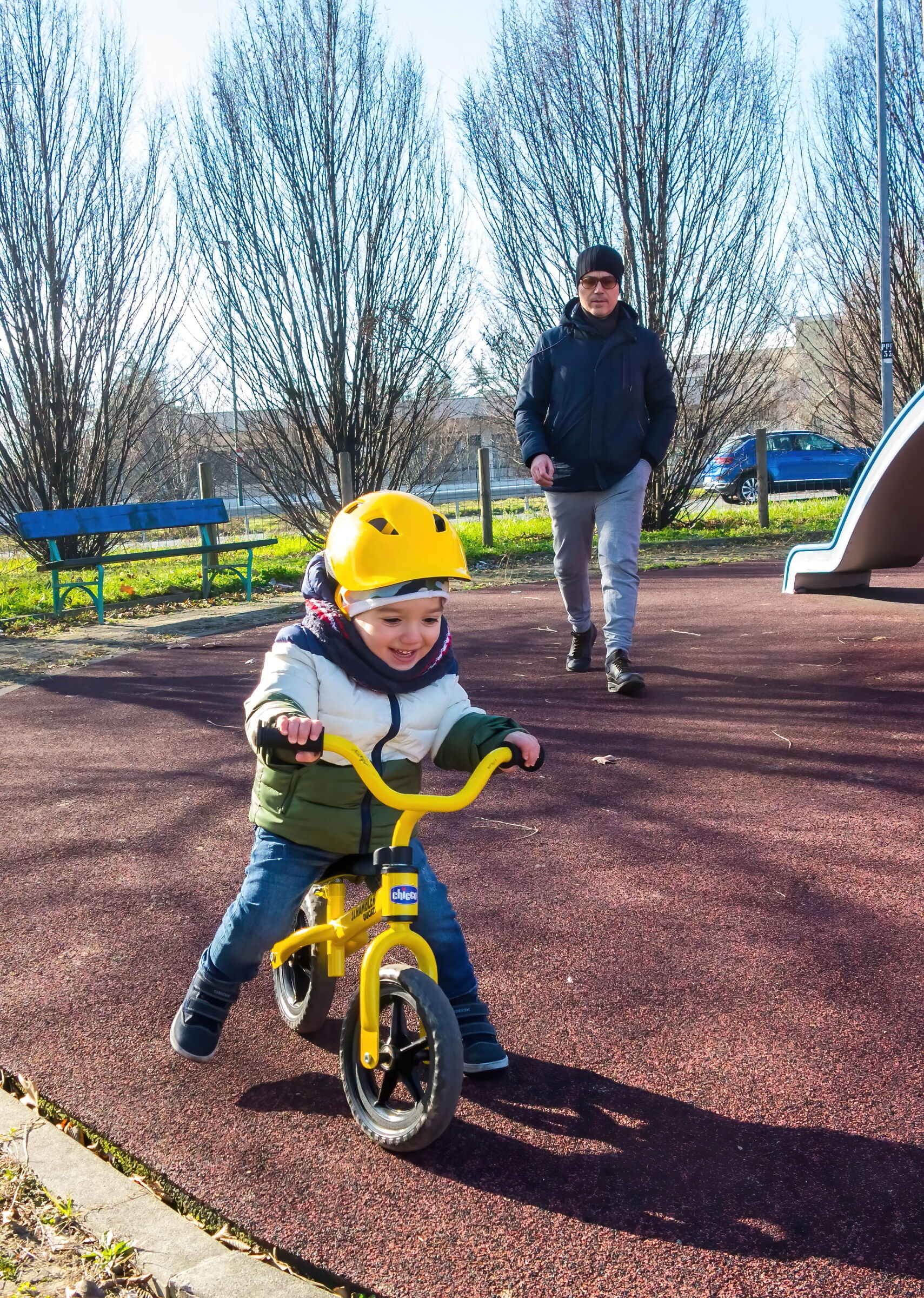 Grandma, look how I enjoy myself