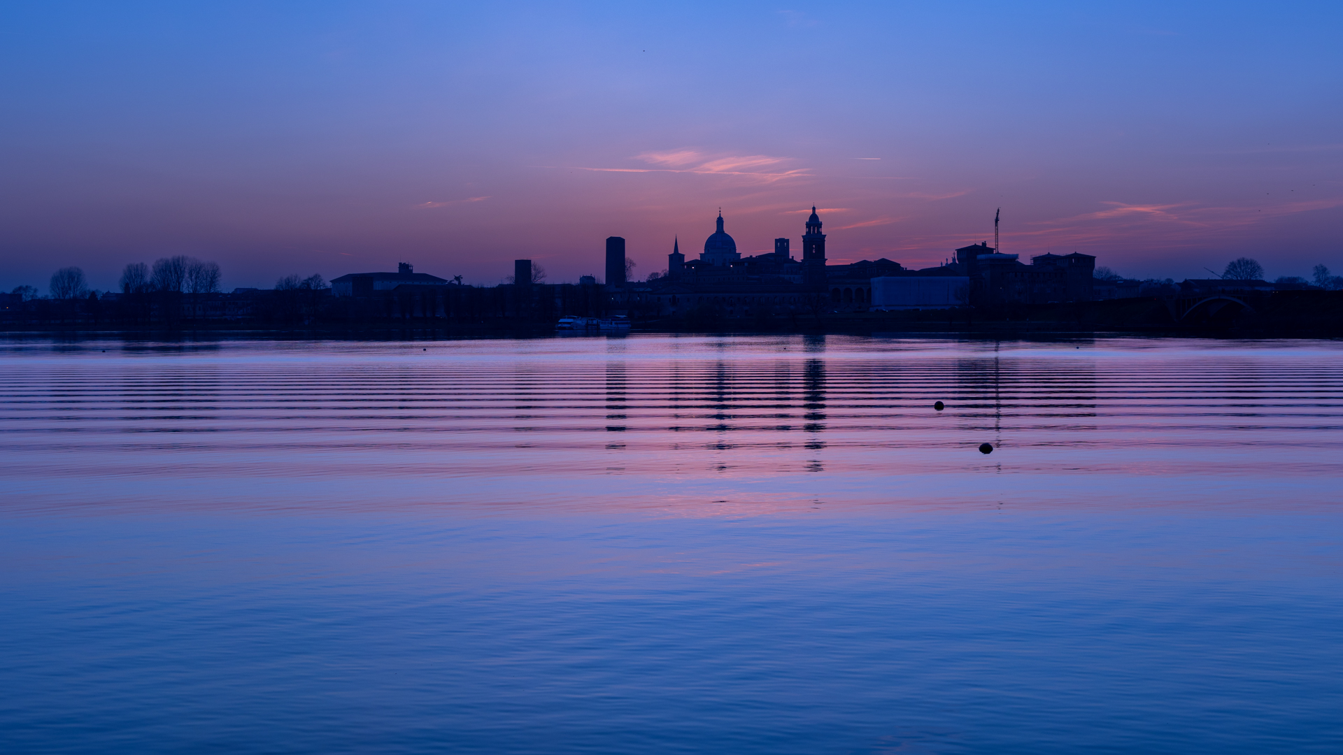 Mantova Skyline