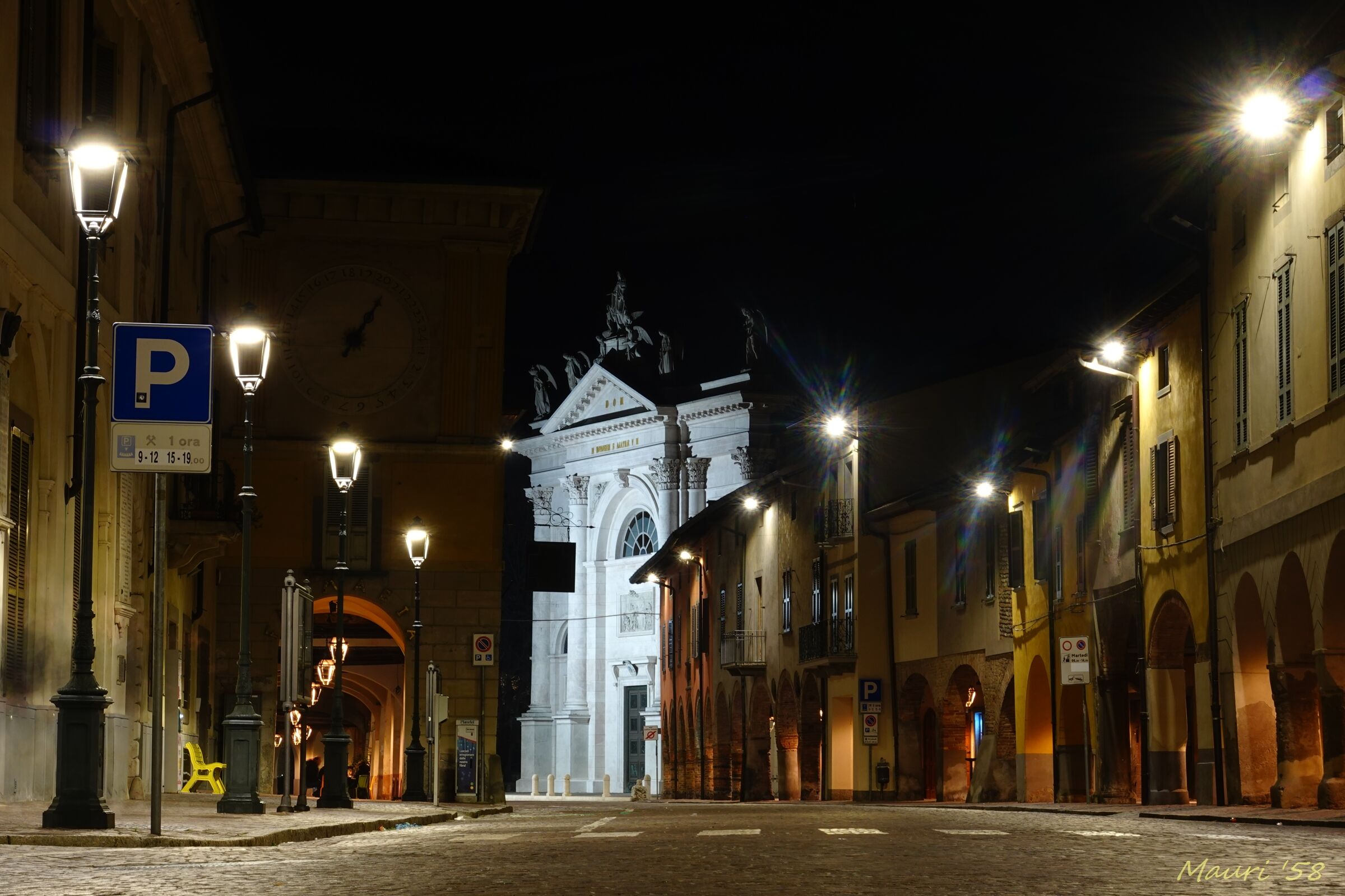 Il borgo di sera