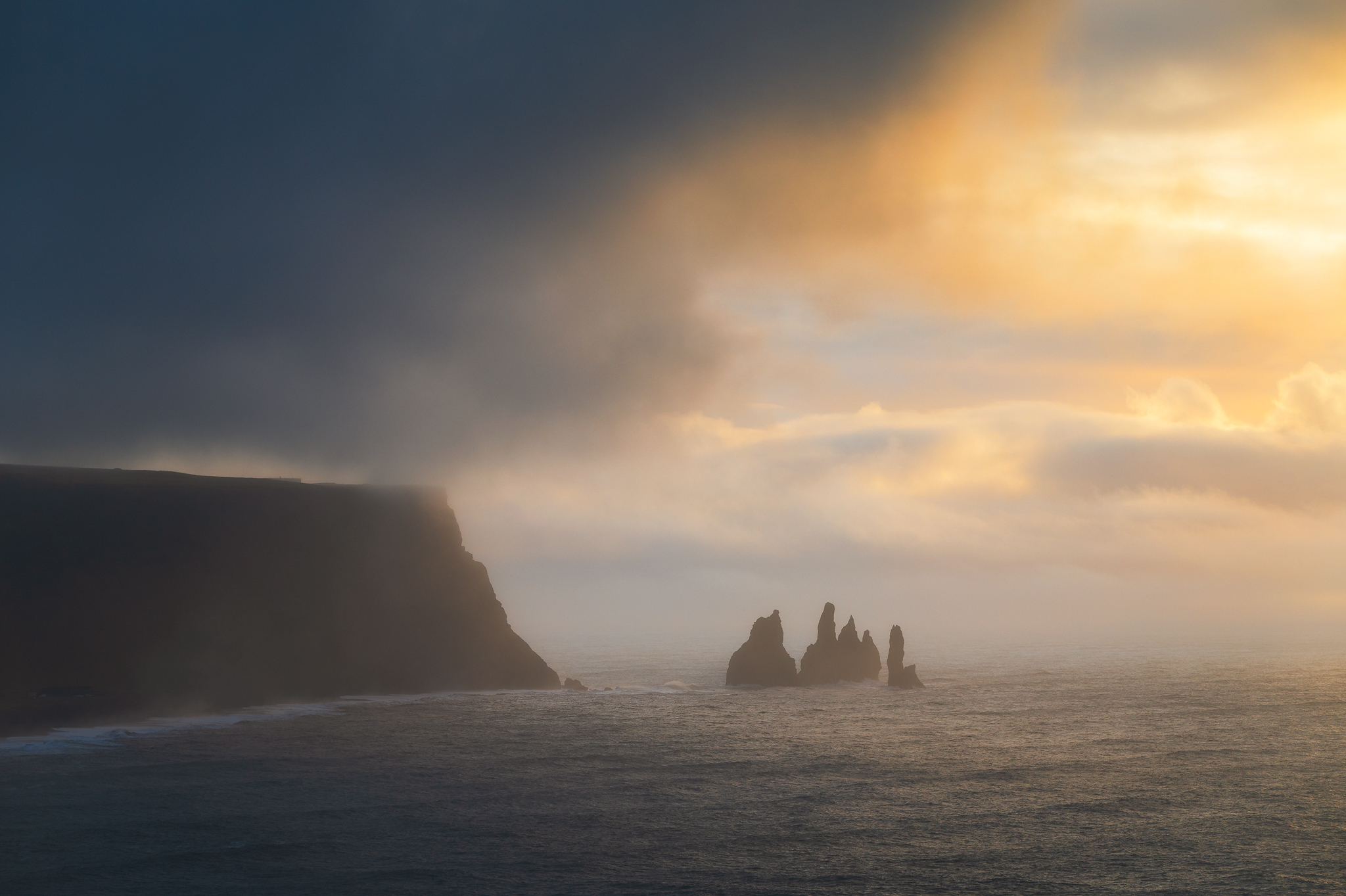 Luce pazzesca a Dyrholaey