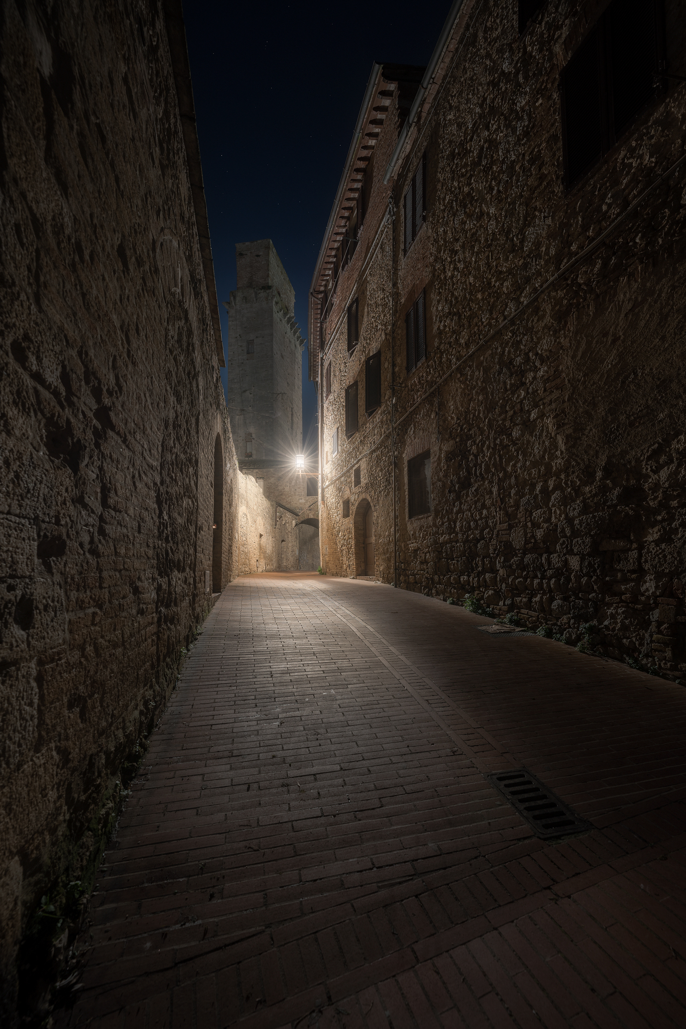 Among the alleys