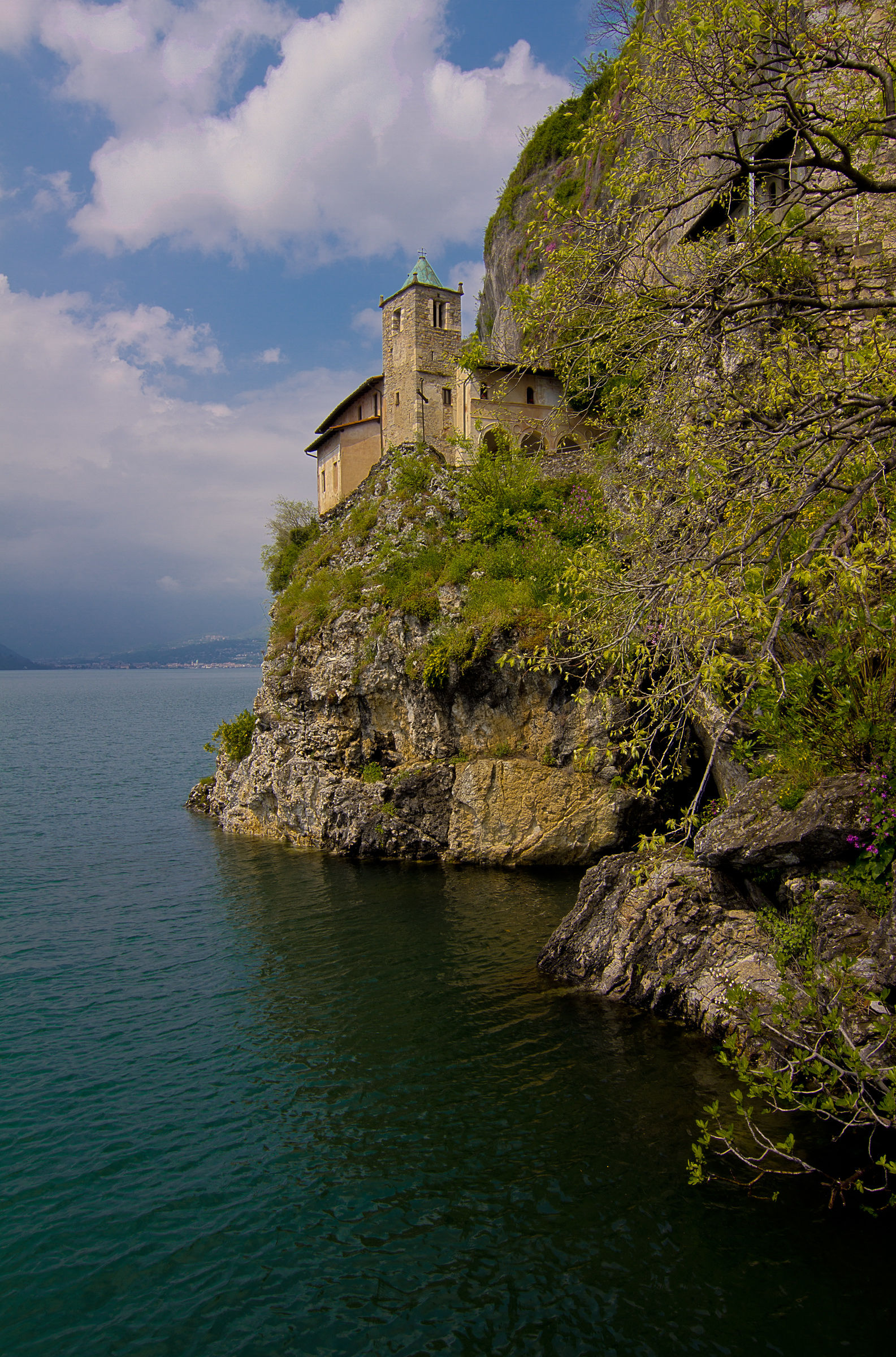 Santa Caterina del Sasso - 3