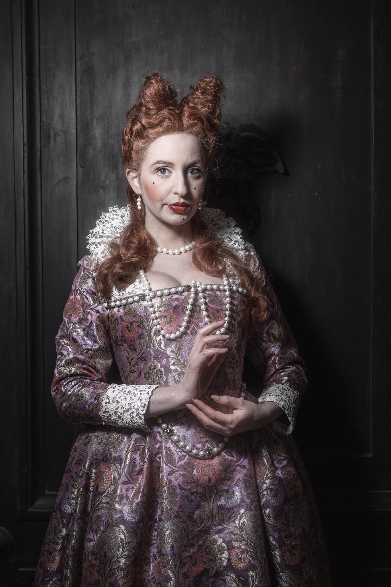 Lo sguardo accigliato