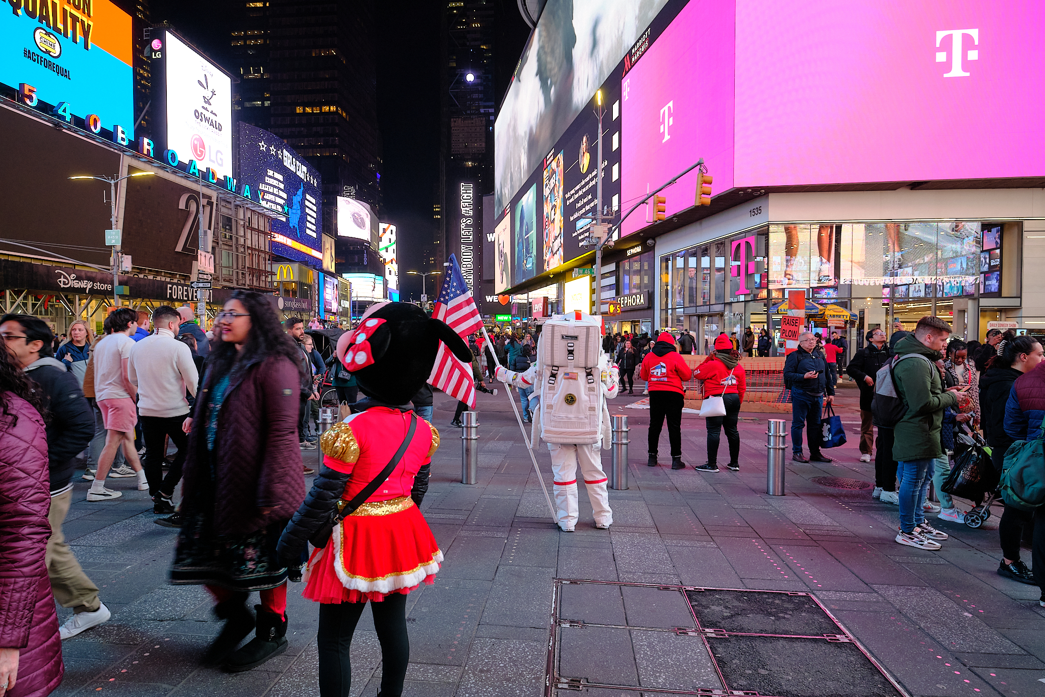 l'astronauta e minnie
