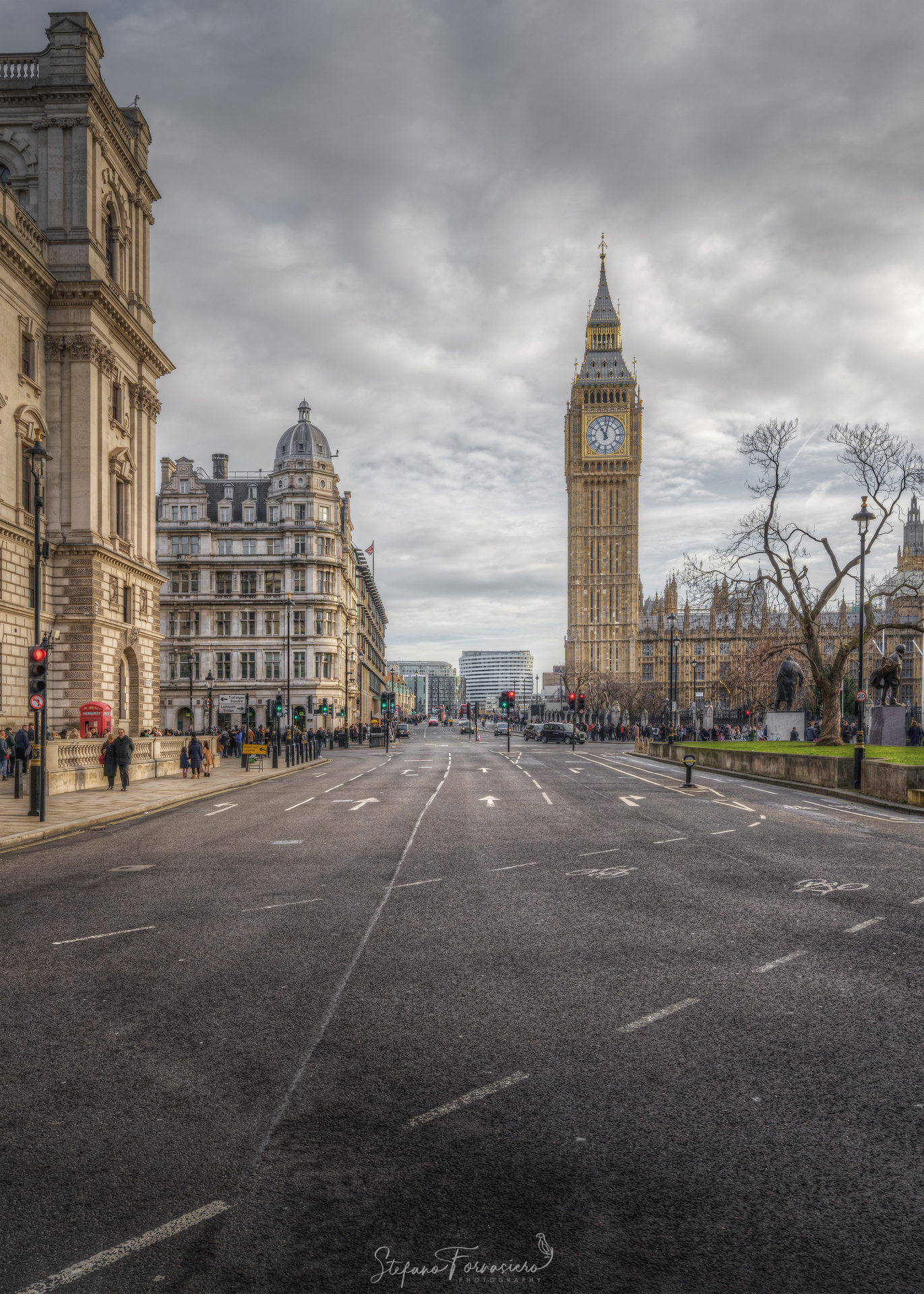 Parlament from Street