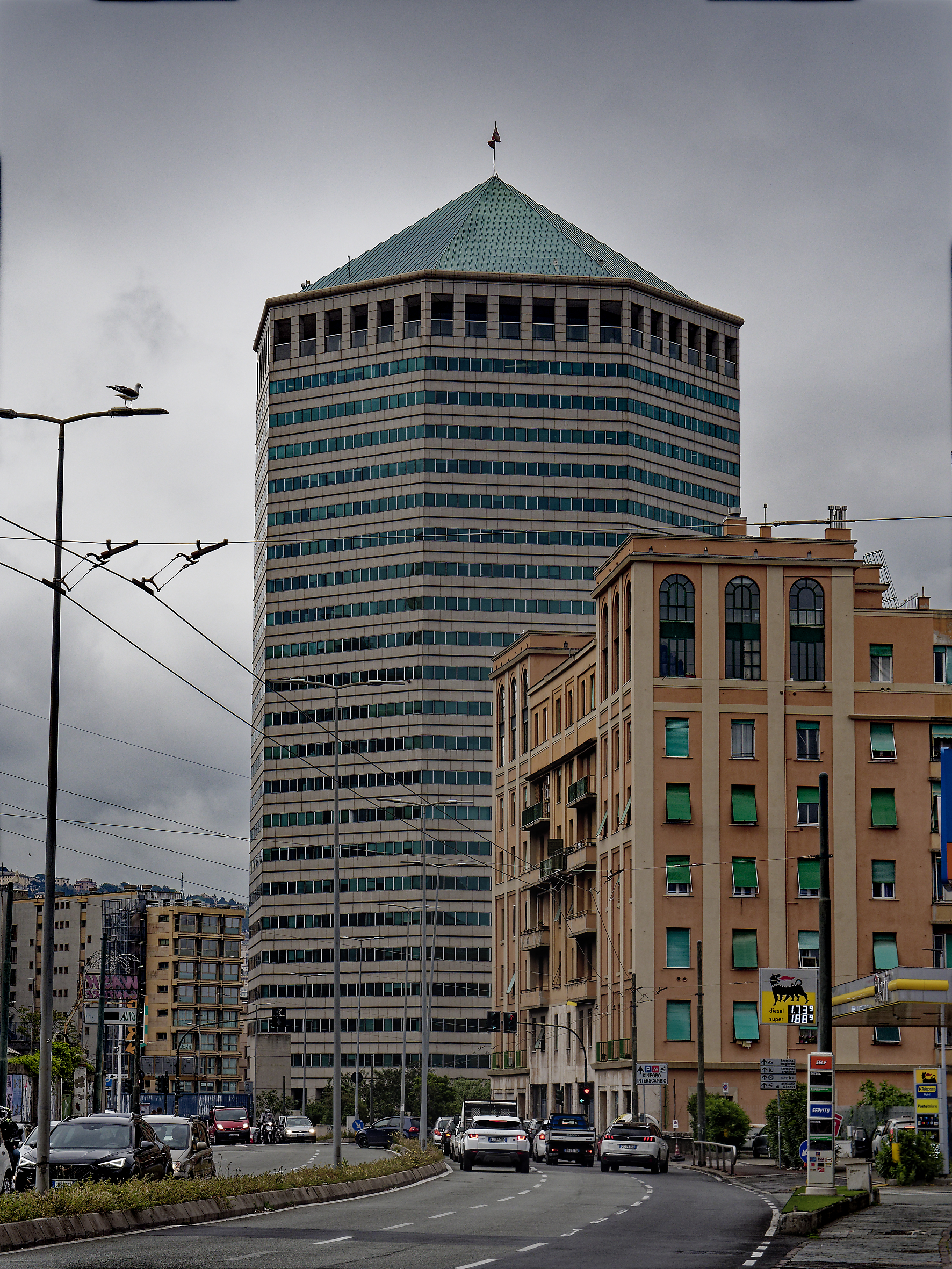 A bit of Genoa - The pencil