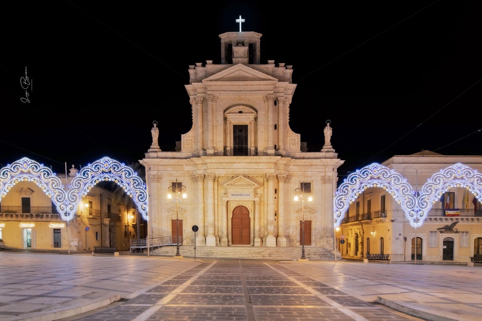 San Giuseppe e le luminarie