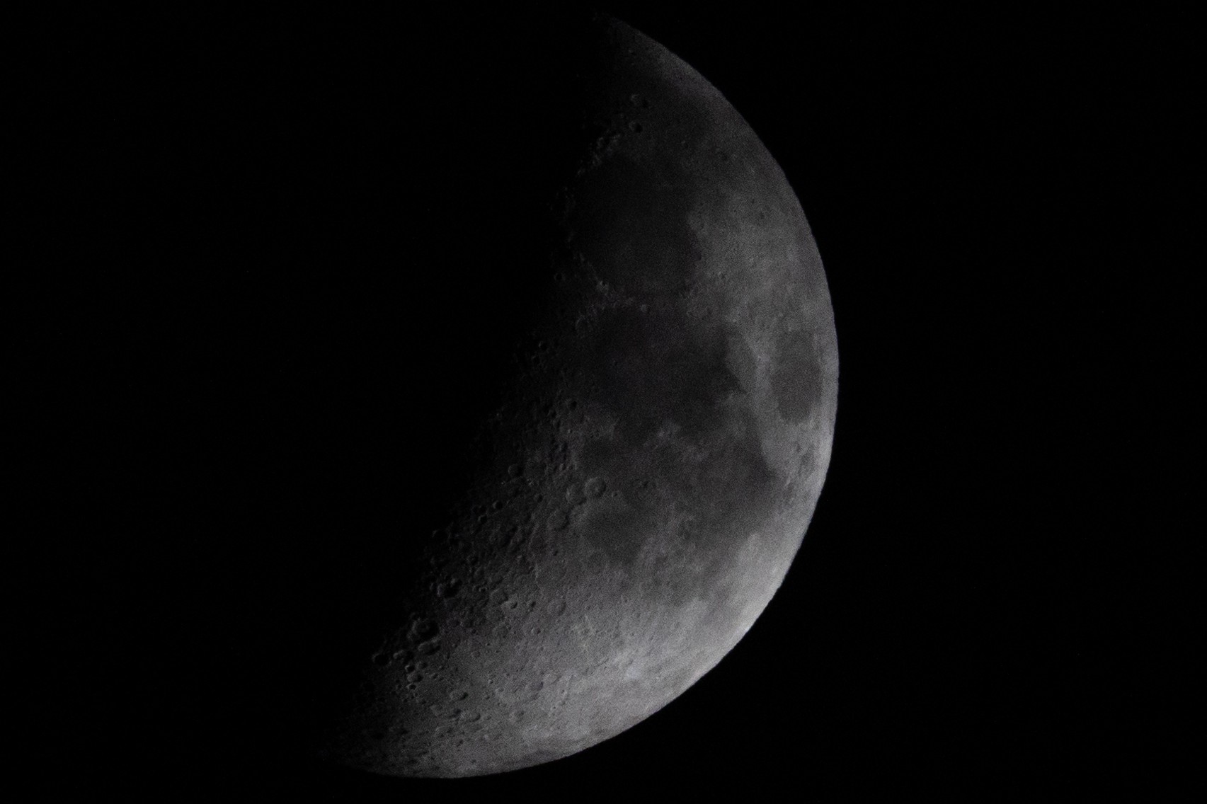 Luna 2023