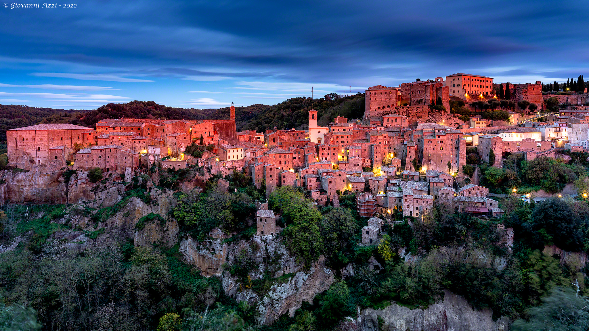 Luce di un tramonto a Sorano